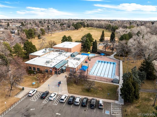 4770 E Amherst