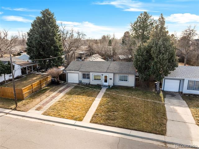 4770 E Amherst