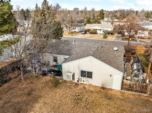 4770 E Amherst