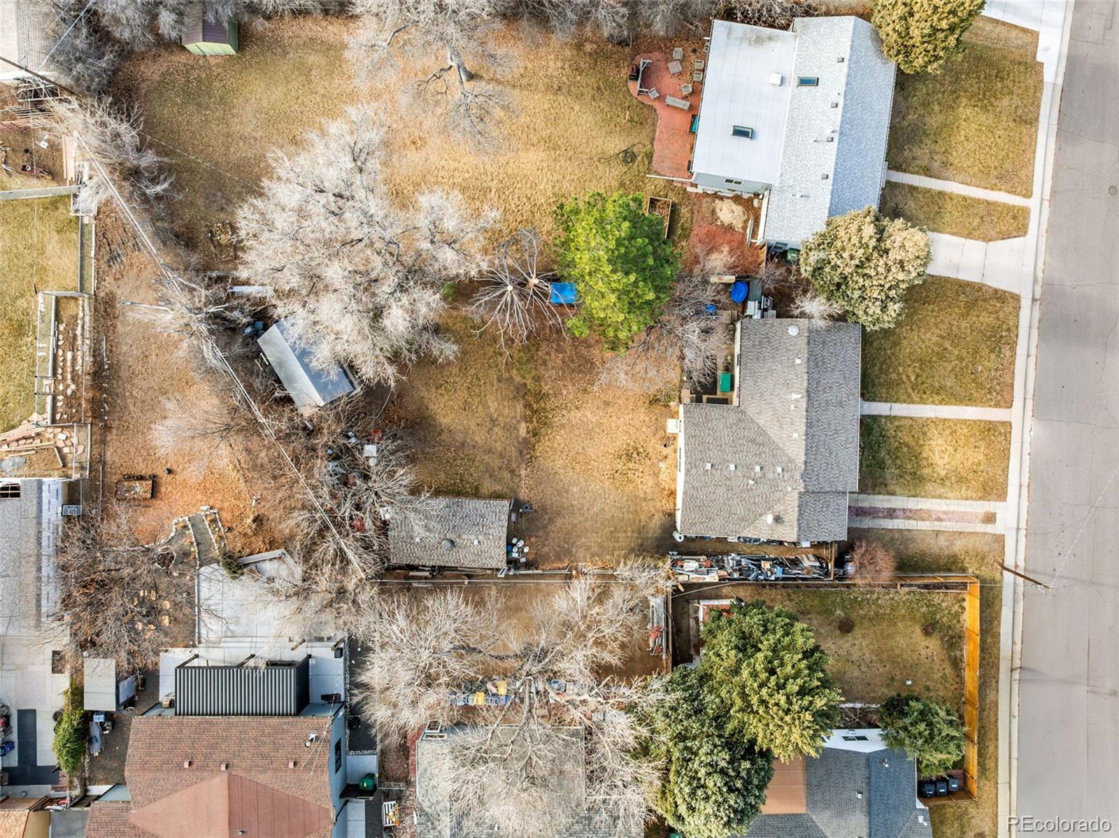 4770 E Amherst Avenue