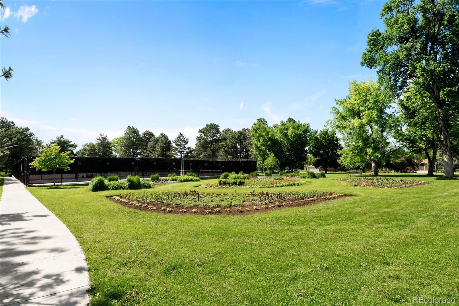 4770 E Amherst Avenue