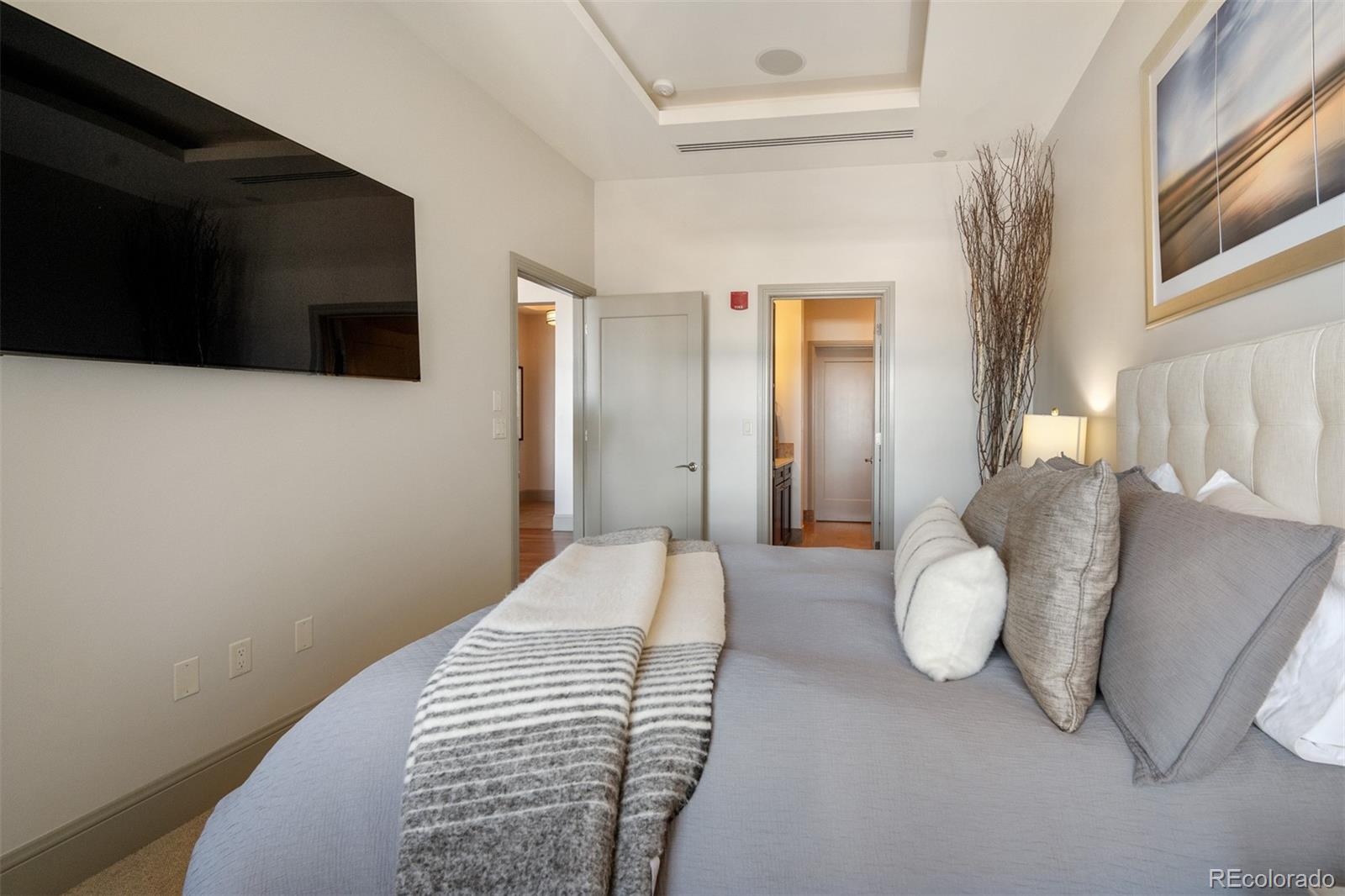 5455 Landmark Place Unit: 809