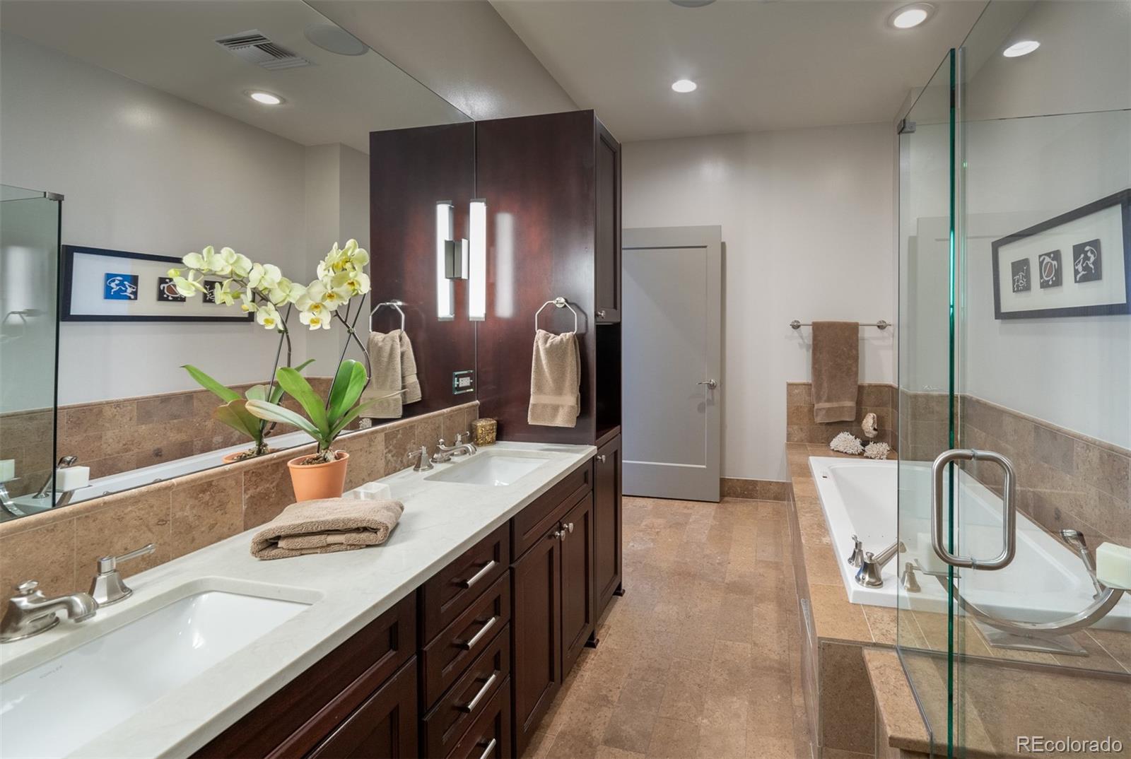 5455 Landmark Place Unit: 809