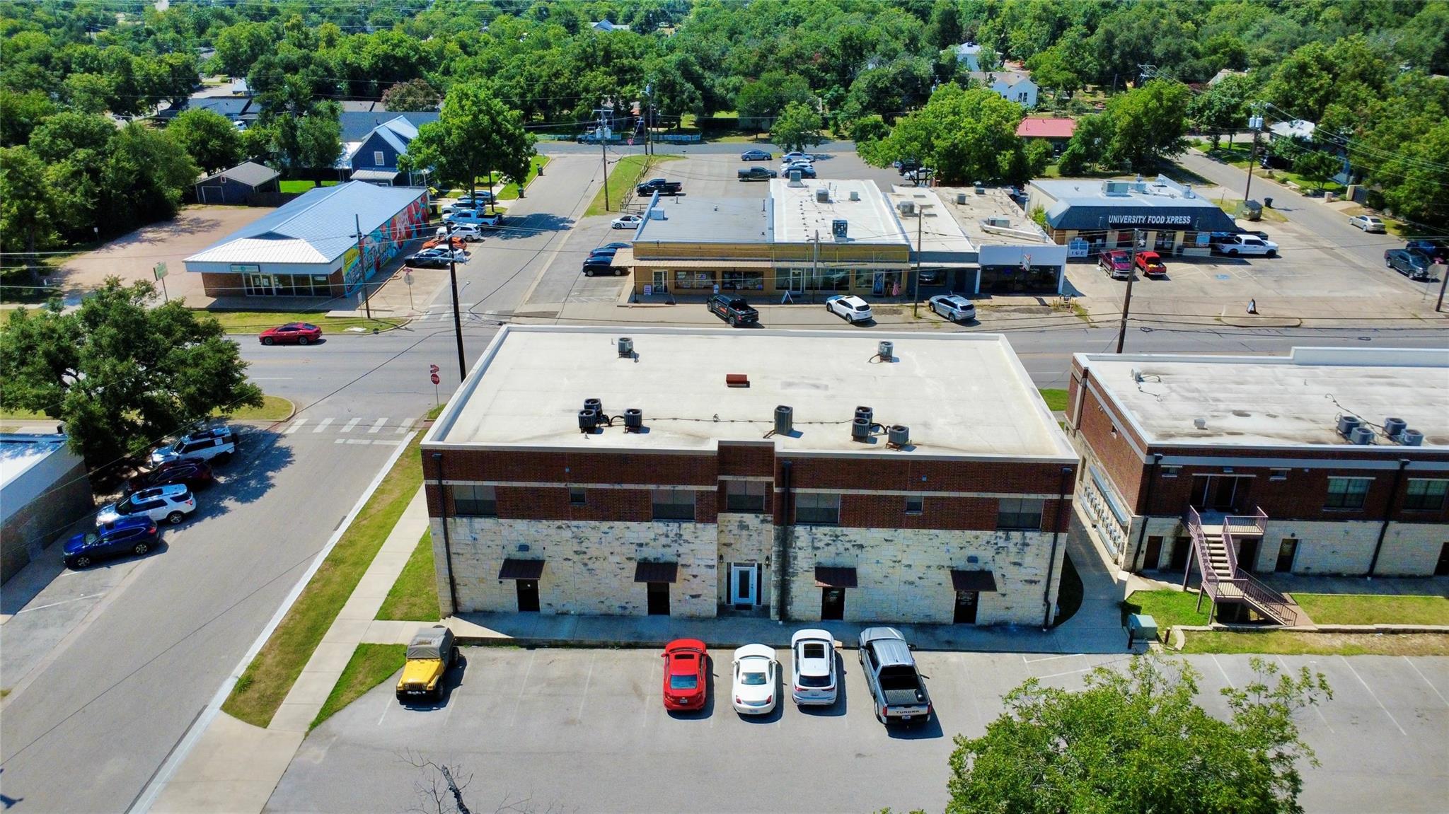 609 E University Ave # 110