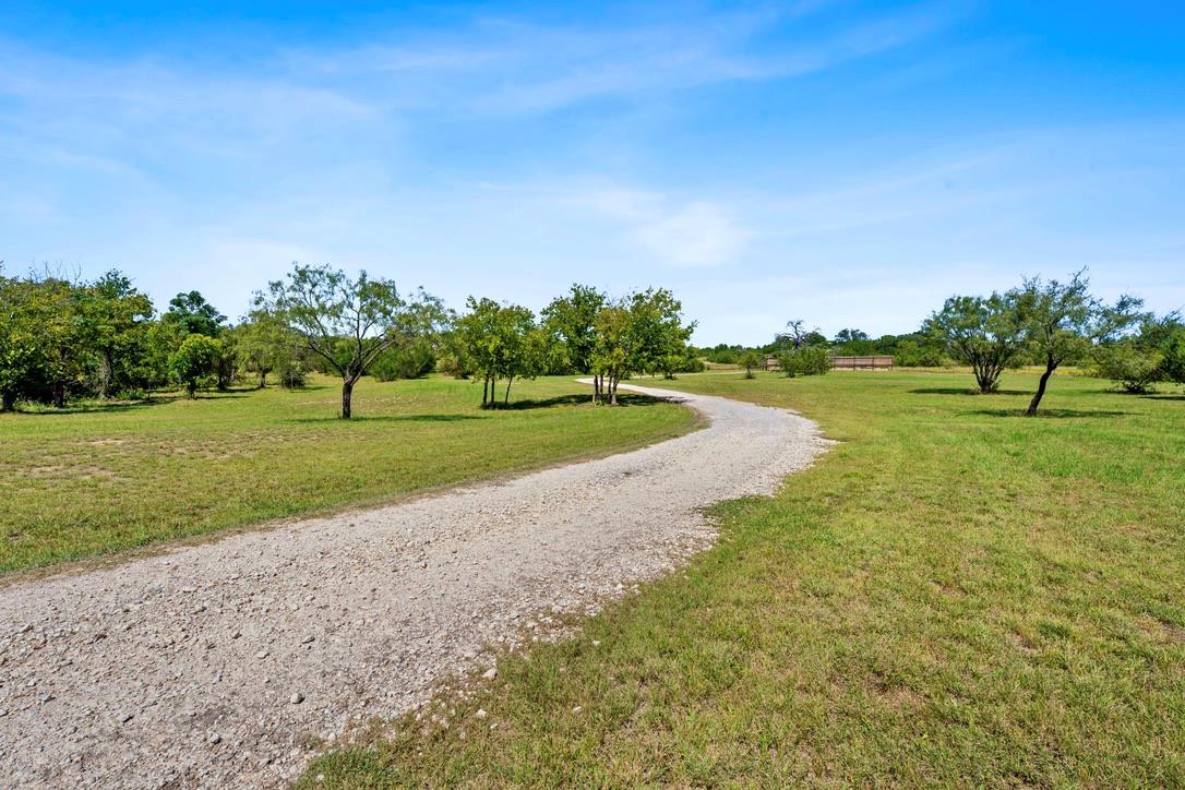 397 Private Road 3072