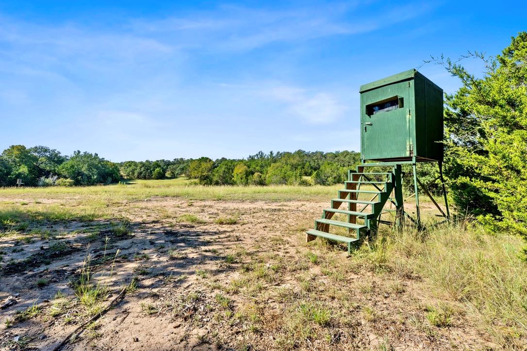 397 Private Road 3072