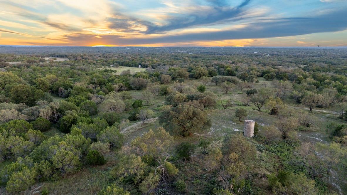 397 Private Road 3072