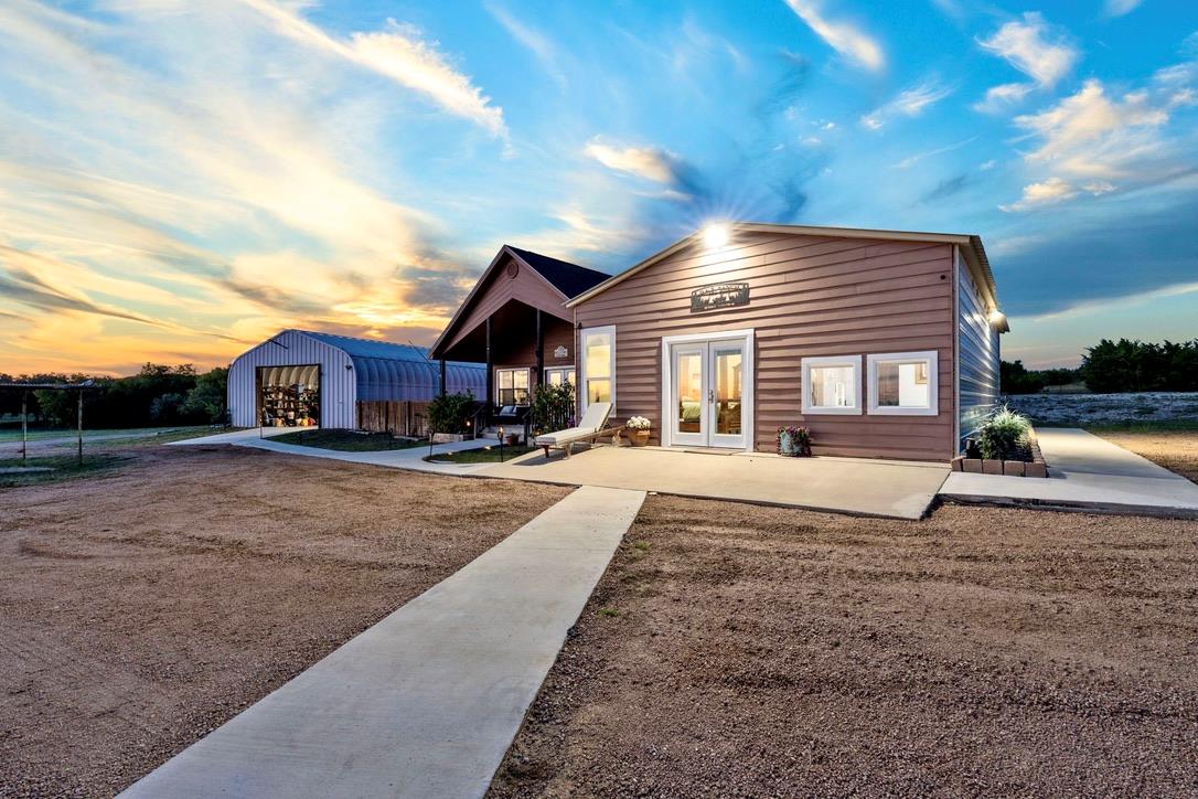 397 Private Road 3072
