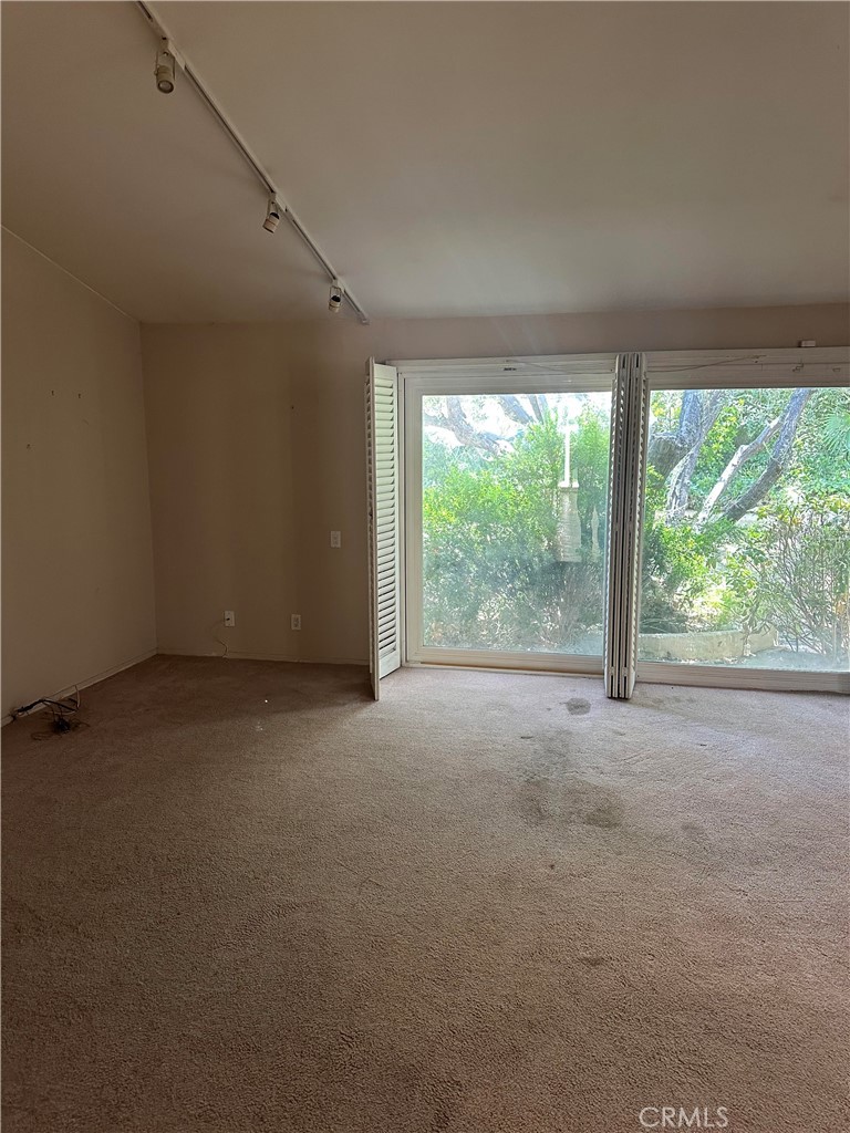 23135 Park Contessa