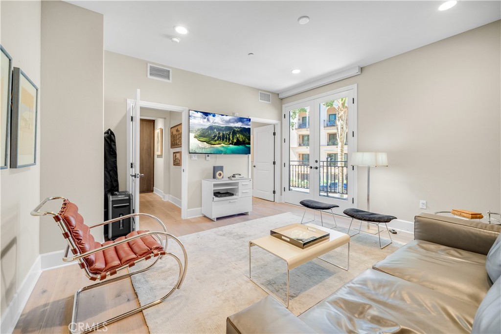 23500 Park Sorrento D21