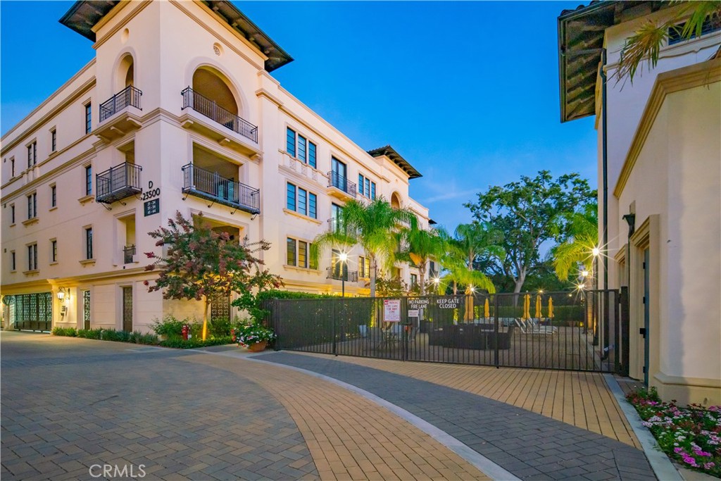 23500 Park Sorrento D21