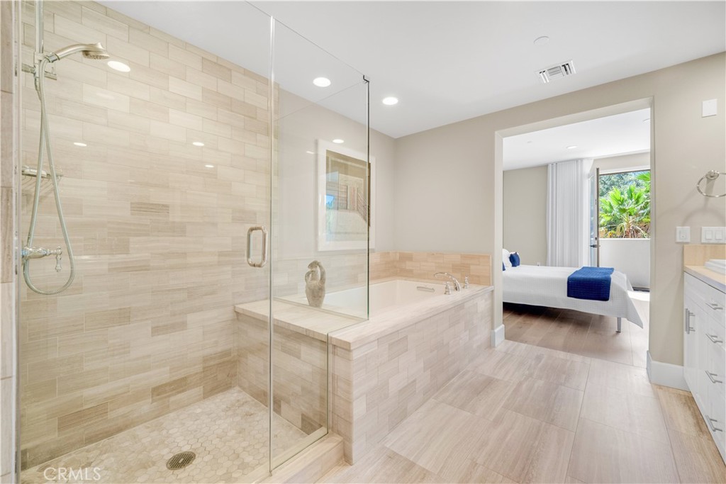 23500 Park Sorrento D21