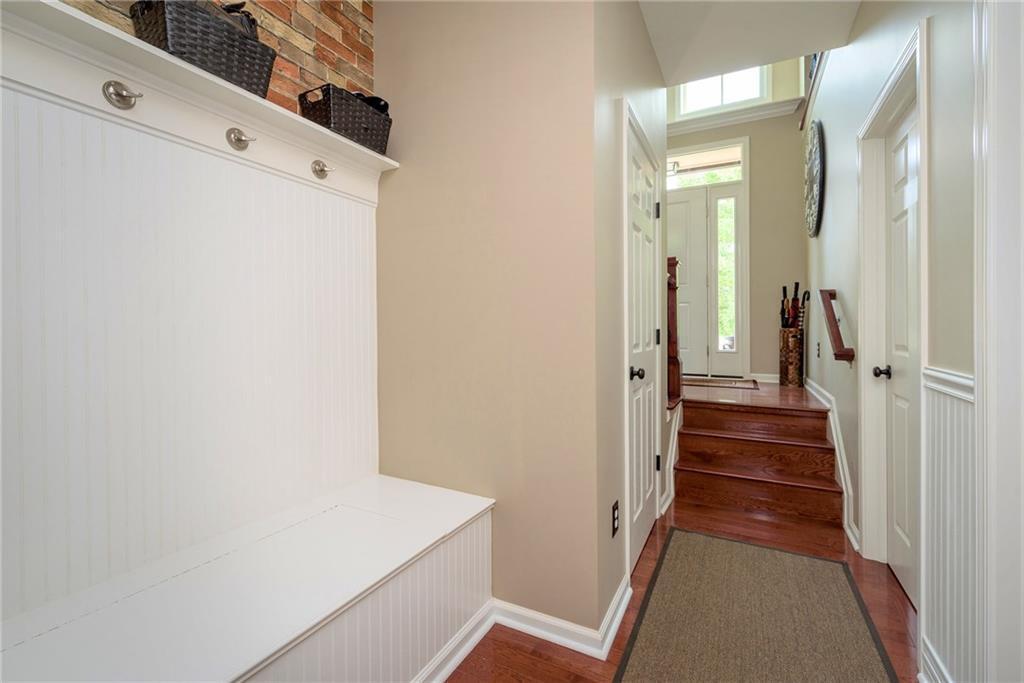 2554 Congress Street