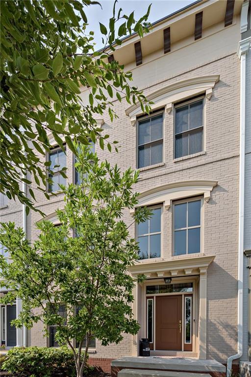 2554 Congress Street