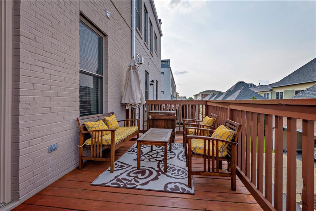 2554 Congress Street