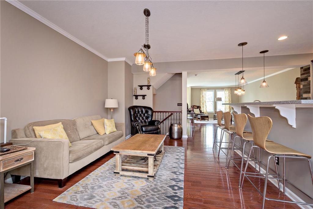 2554 Congress Street