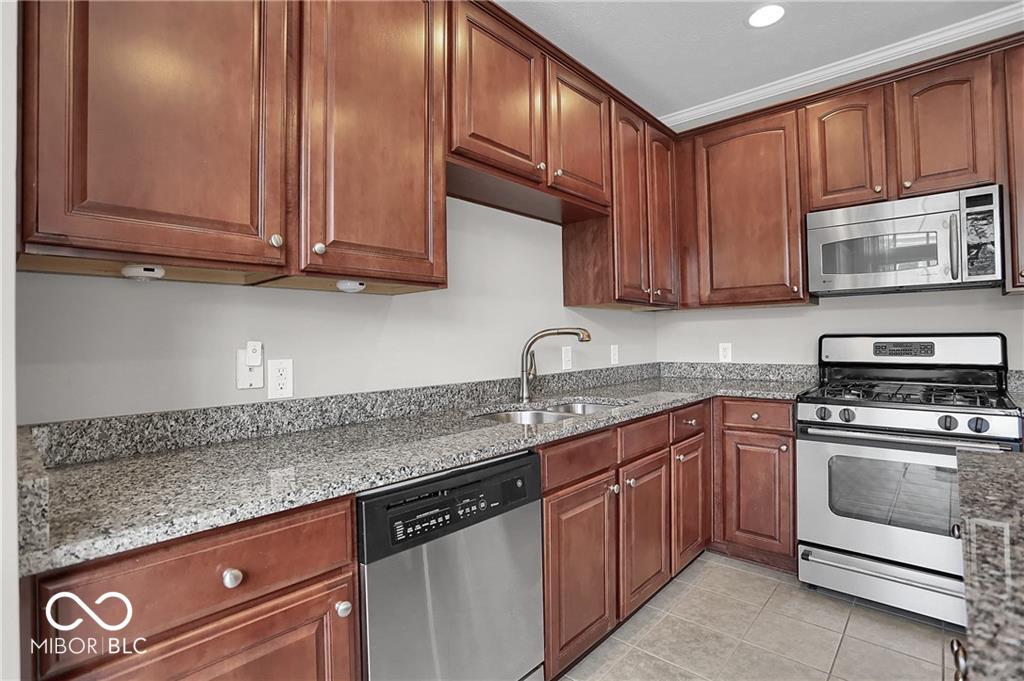 12936 Grenville Street