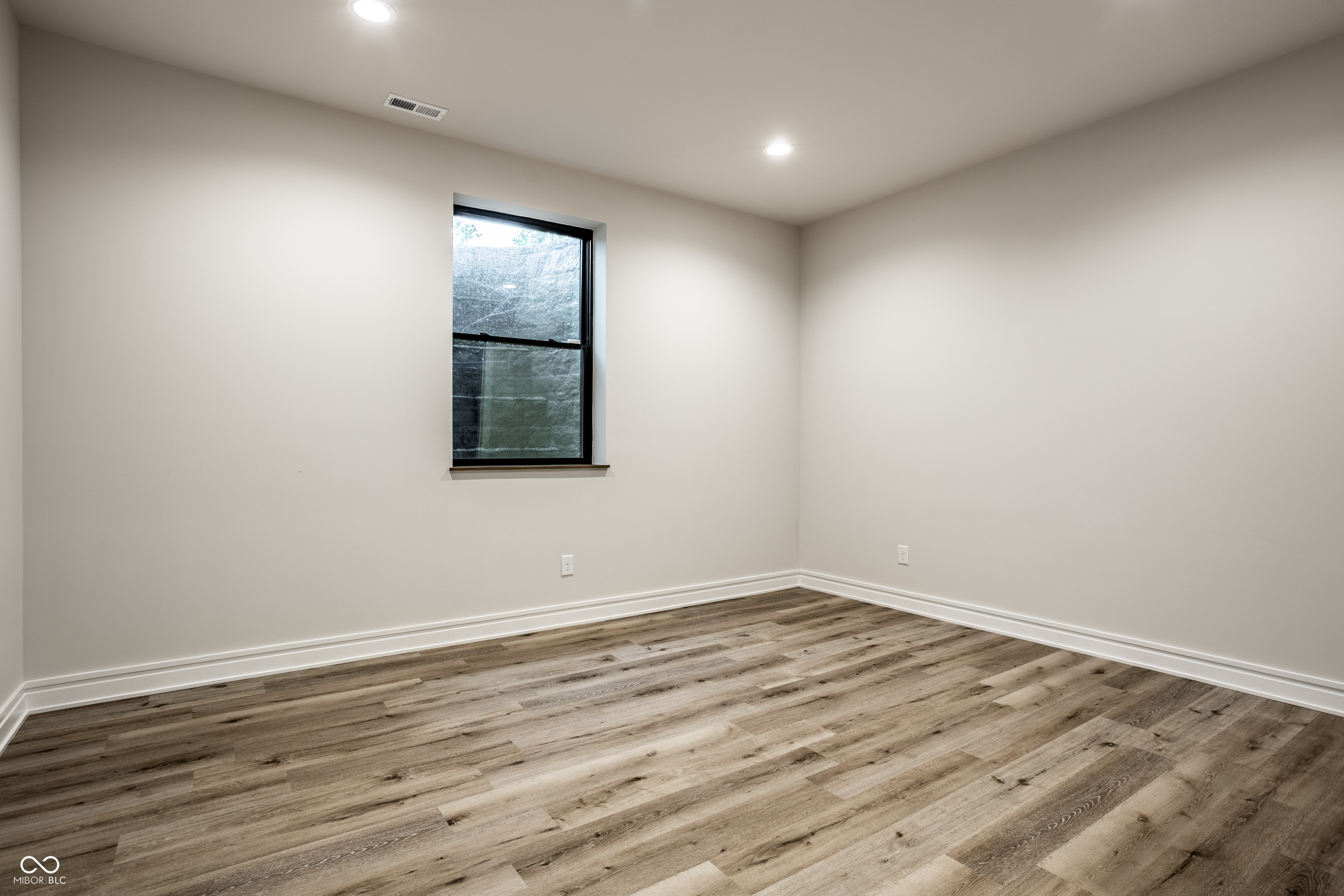 4292 Alderborough Way