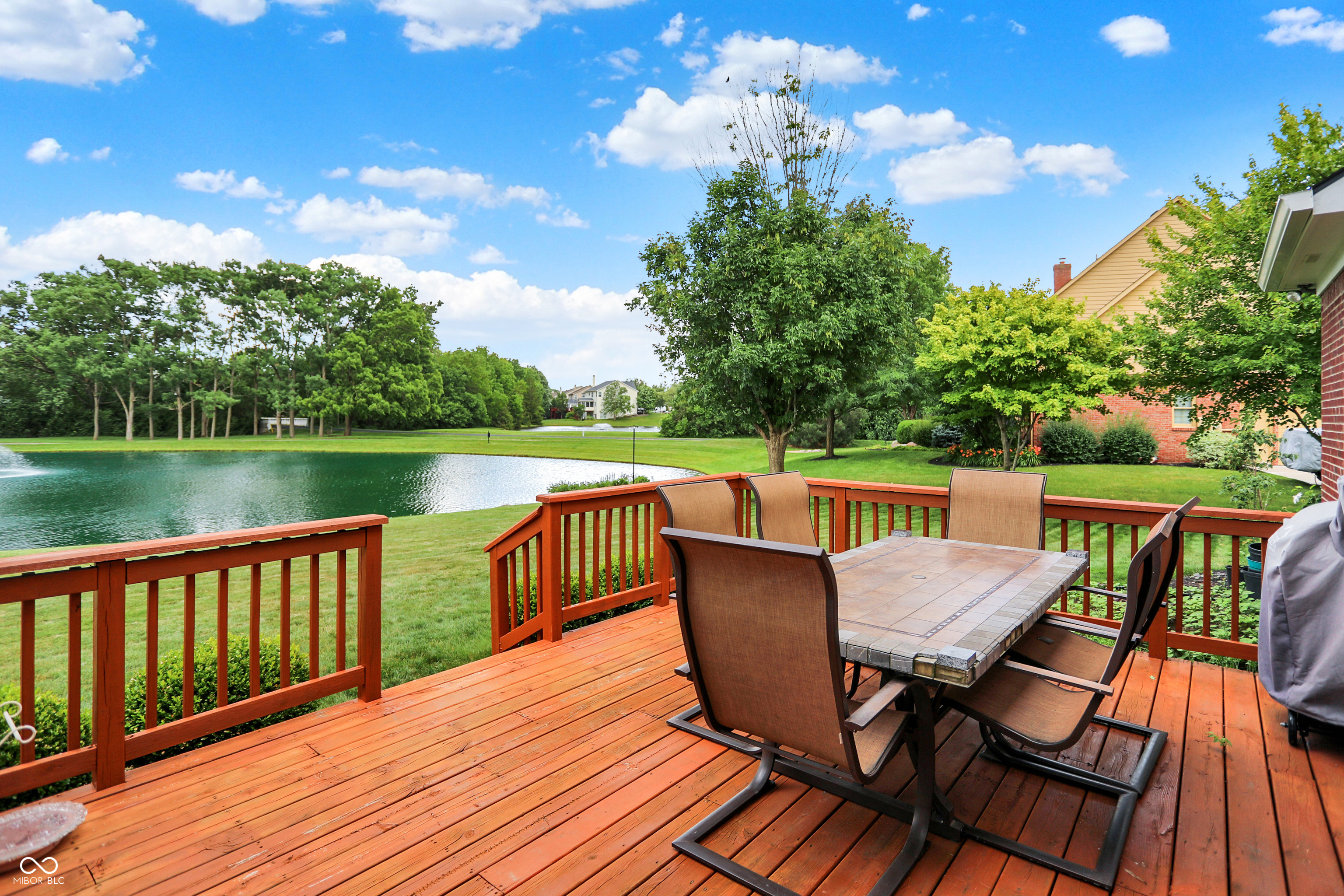 5761 Coopers Hawk Drive