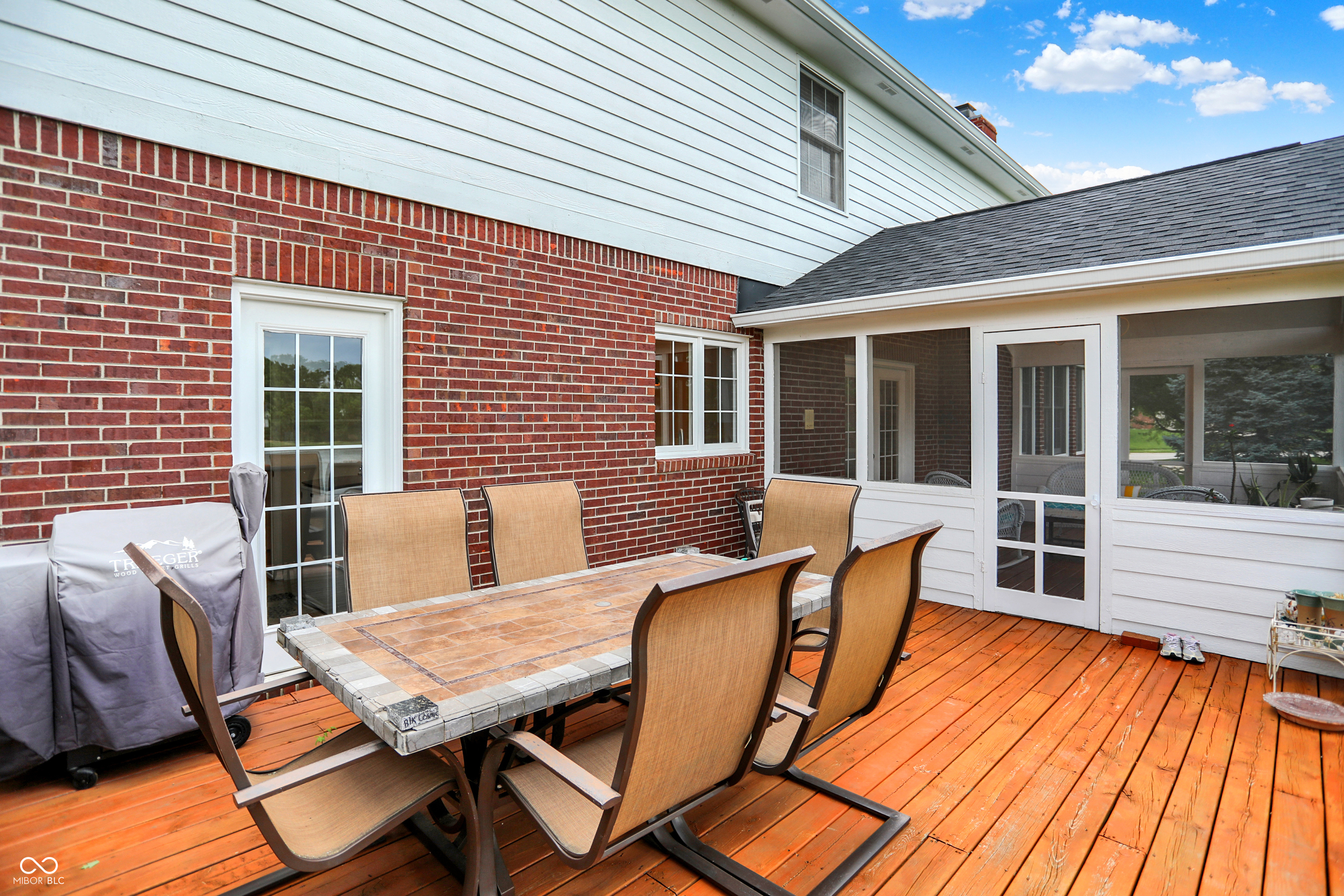 5761 Coopers Hawk Drive