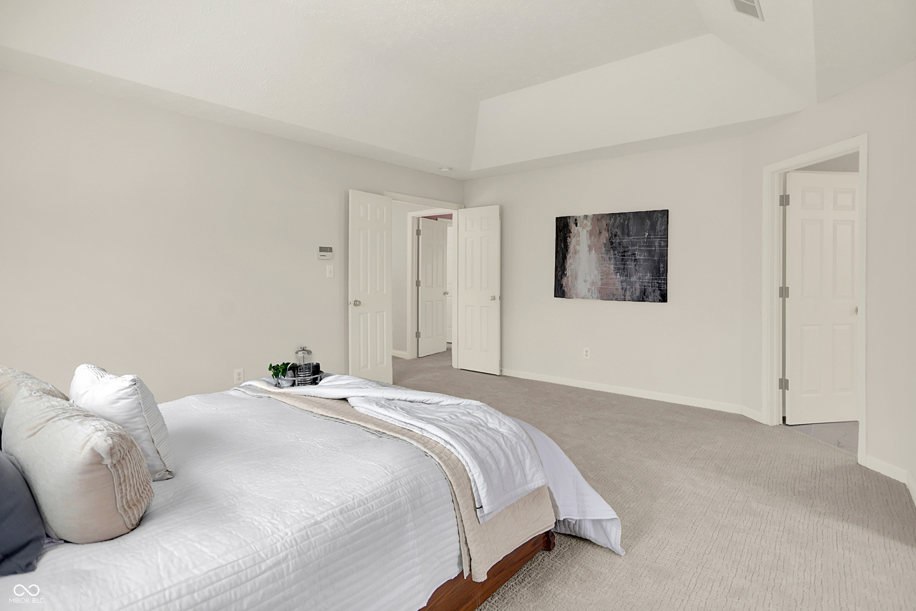 5761 Coopers Hawk Drive