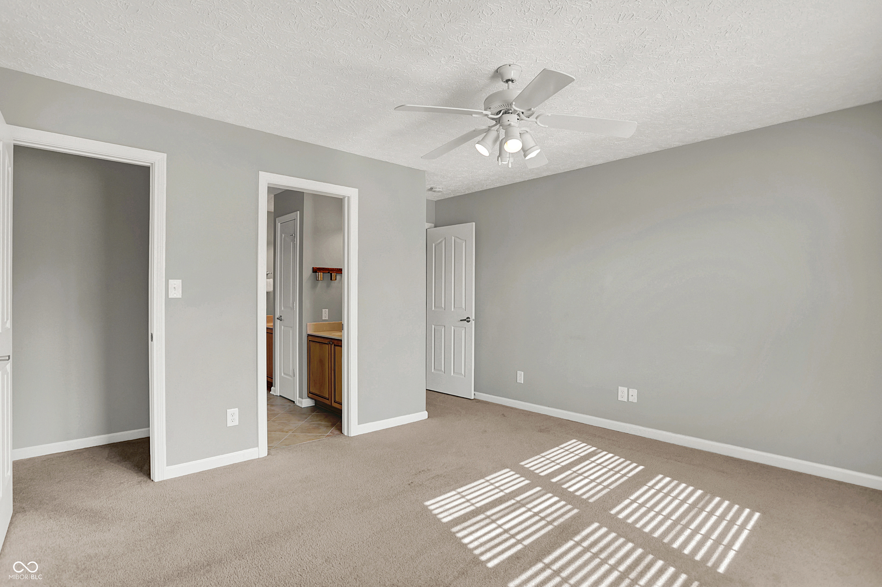 13438 Sedgwick Lane