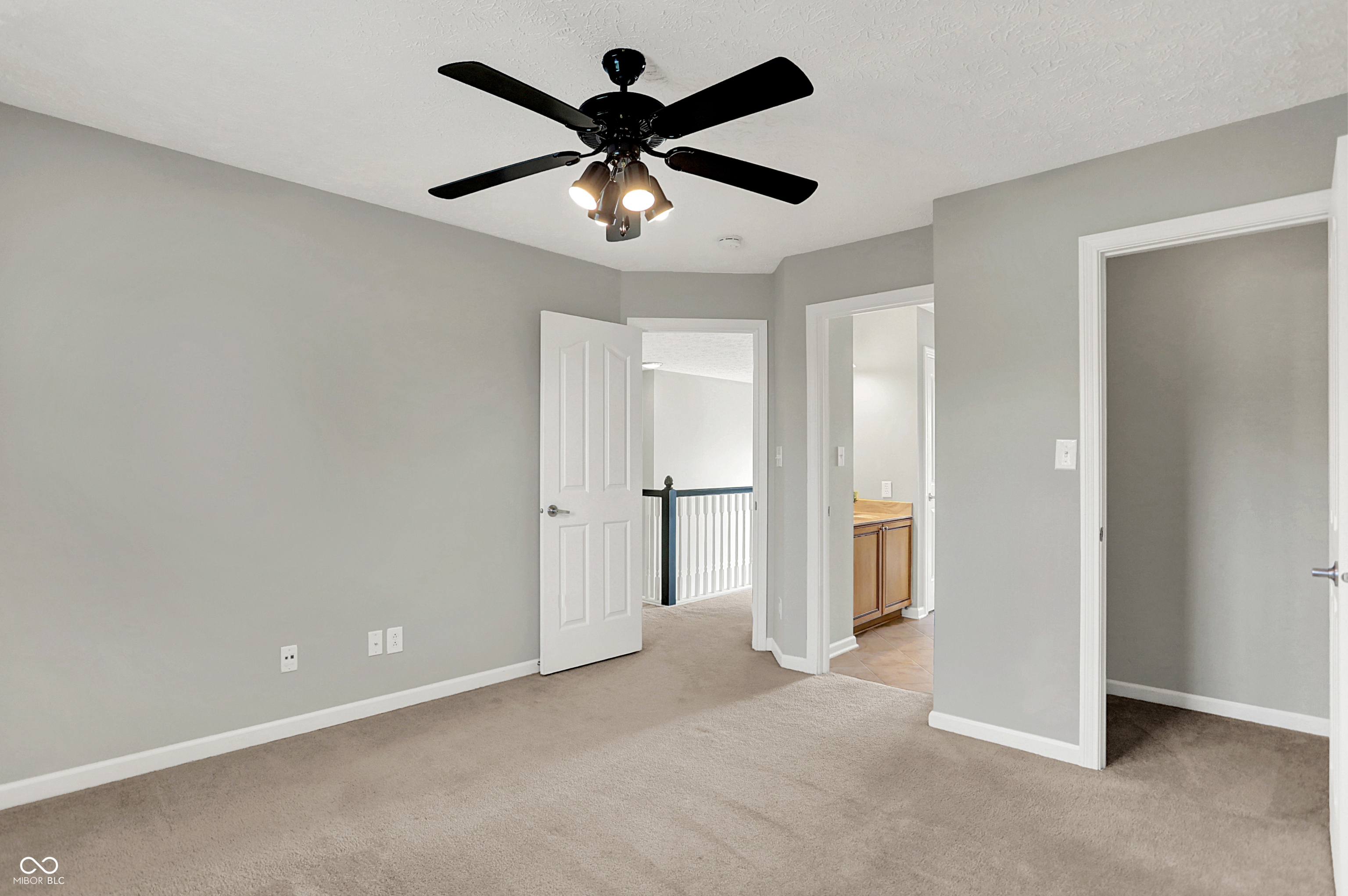 13438 Sedgwick Lane