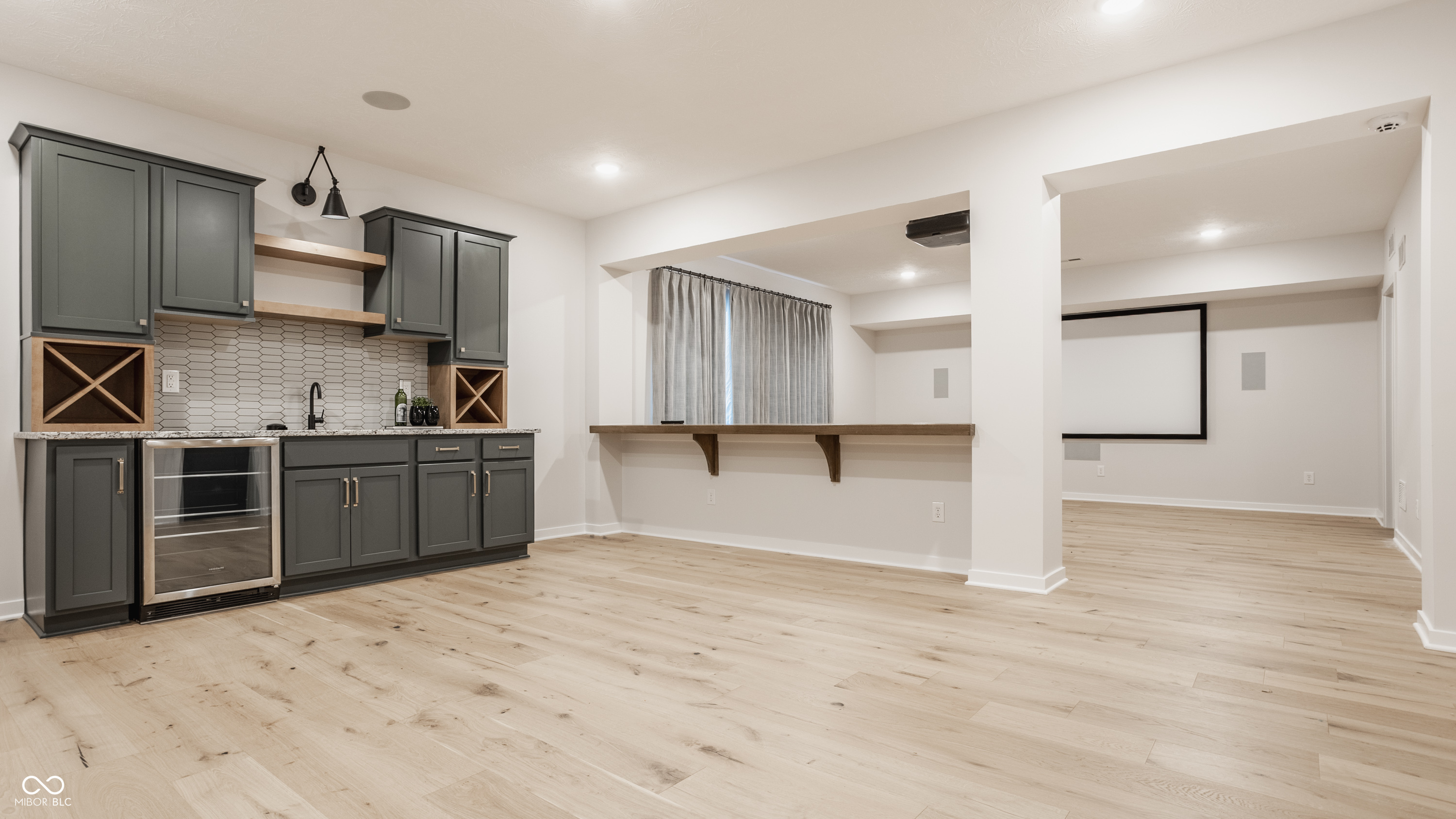 15600 Woodford Drive