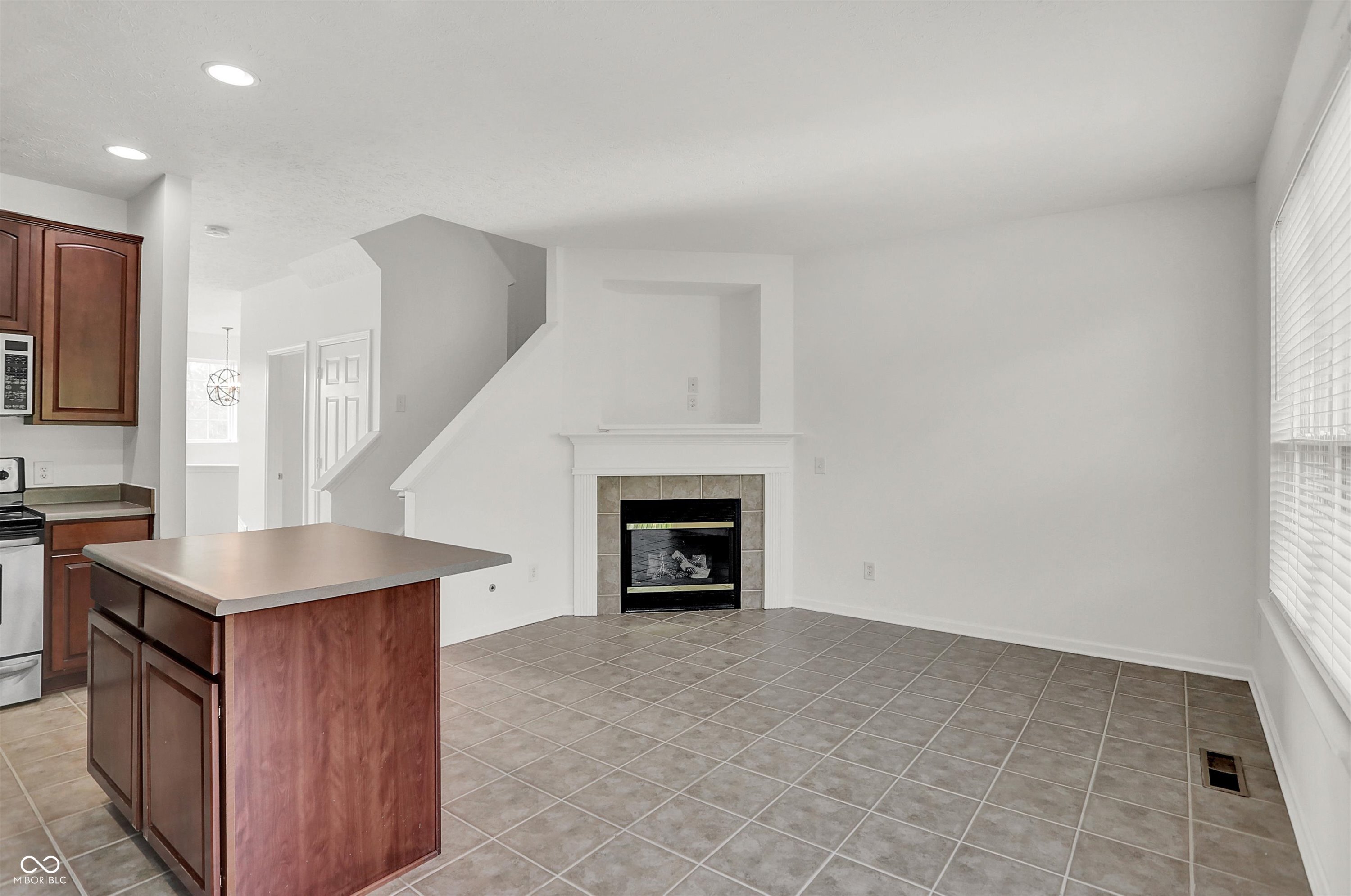 11783 Esty Way