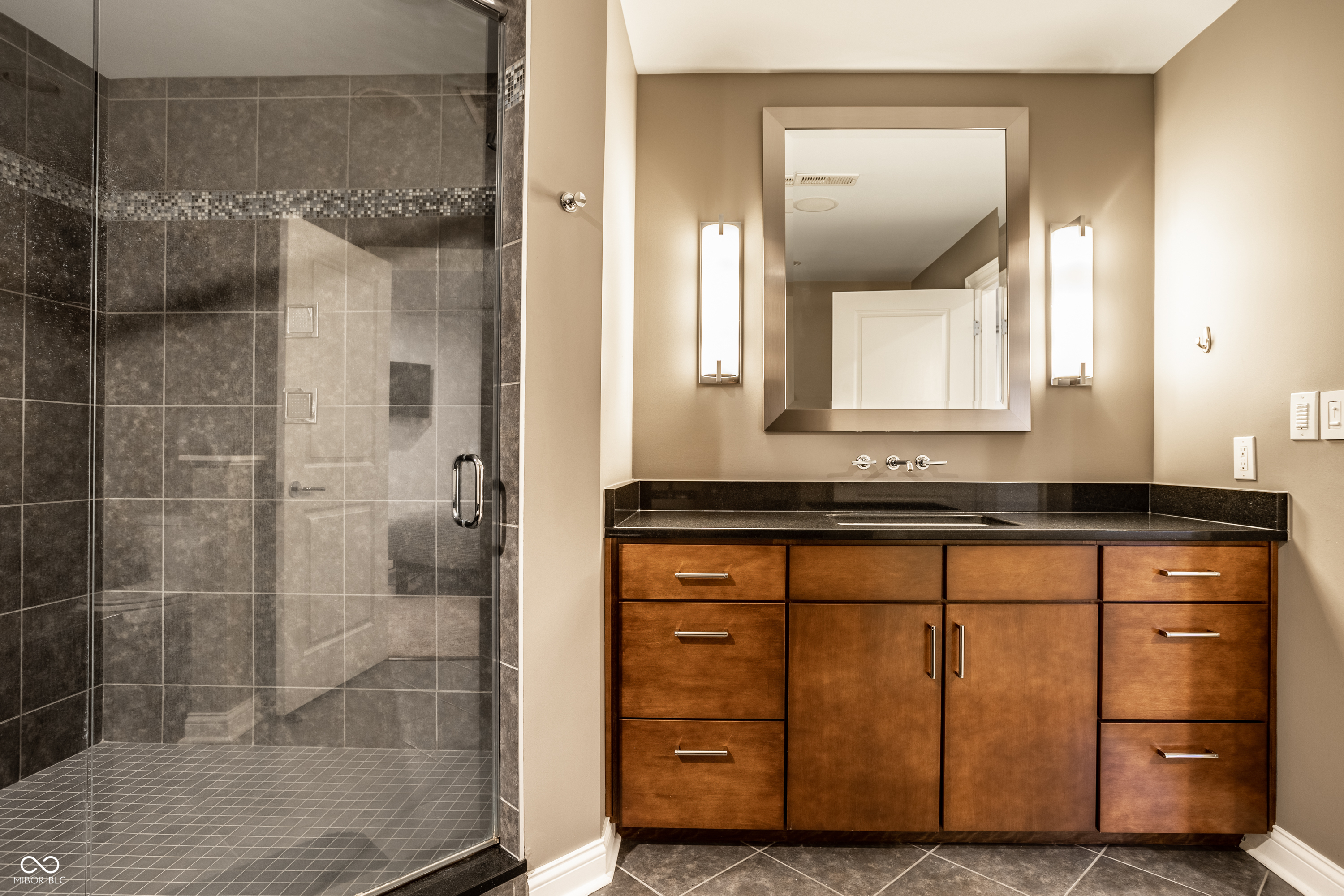 333 Massachusetts Avenue Unit: 305