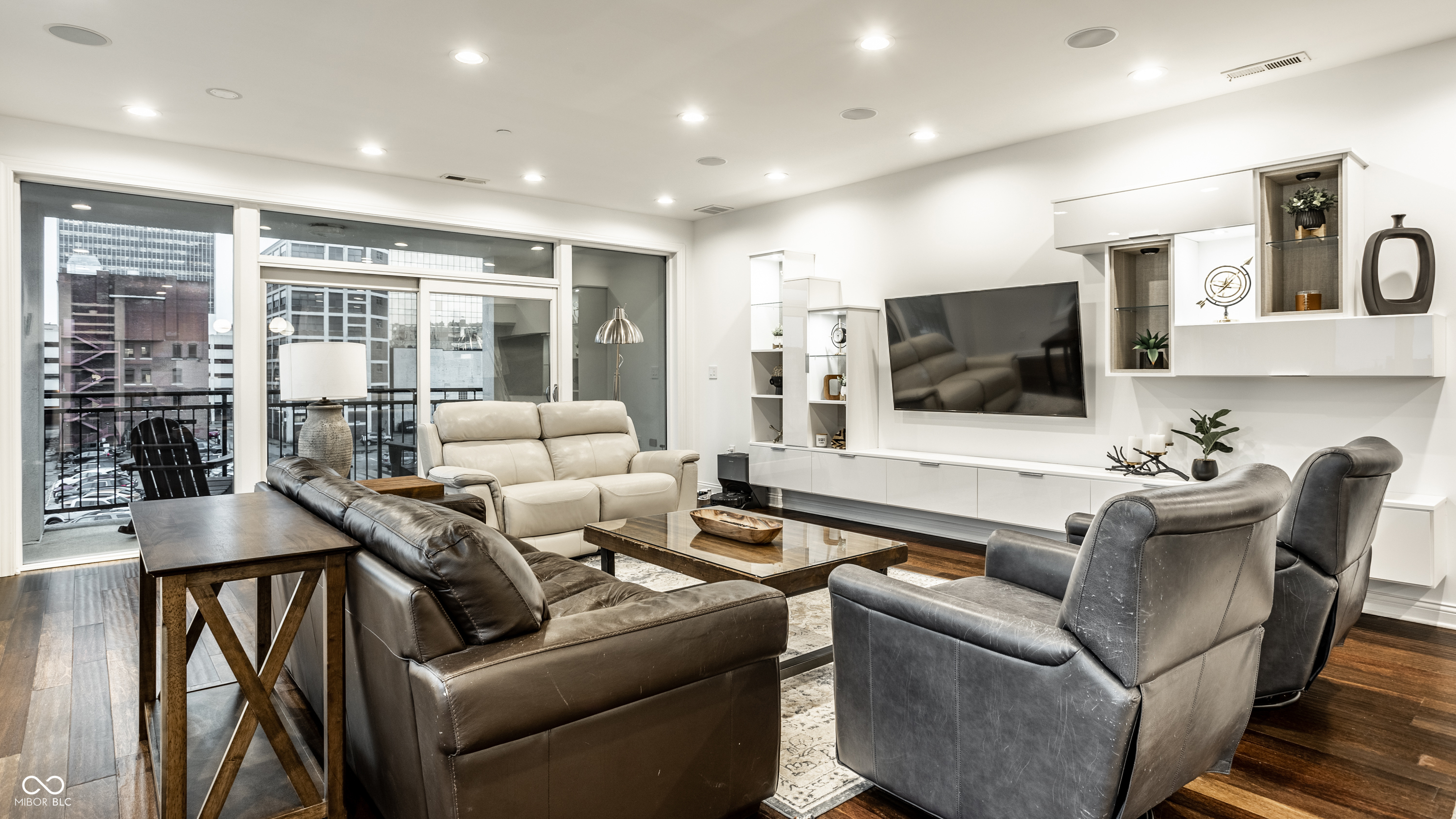 333 Massachusetts Avenue Unit: 305