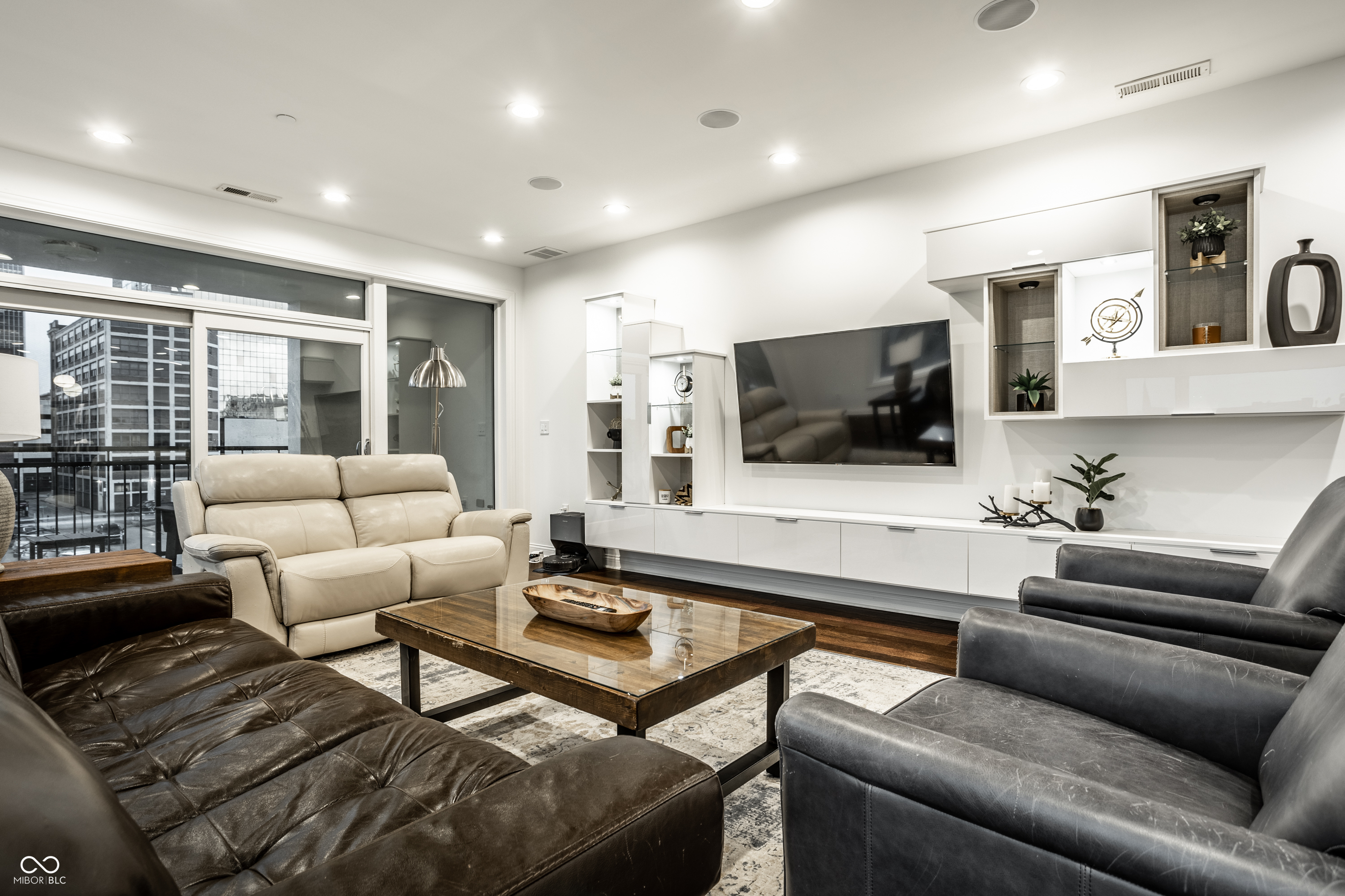 333 Massachusetts Avenue Unit: 305