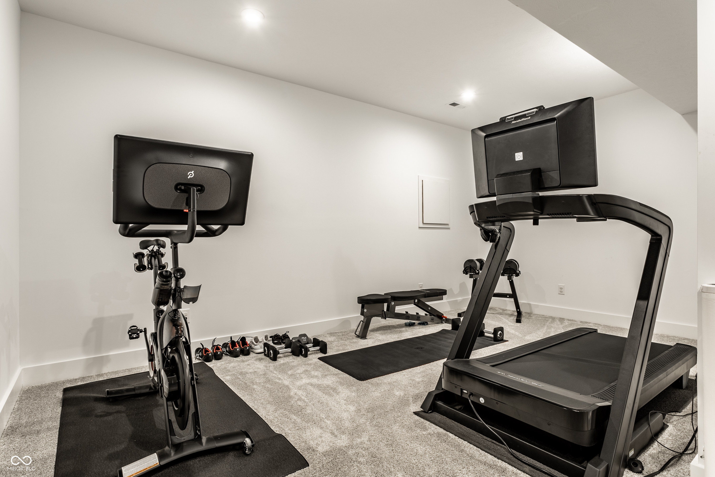 2900 Towne Meadow Drive