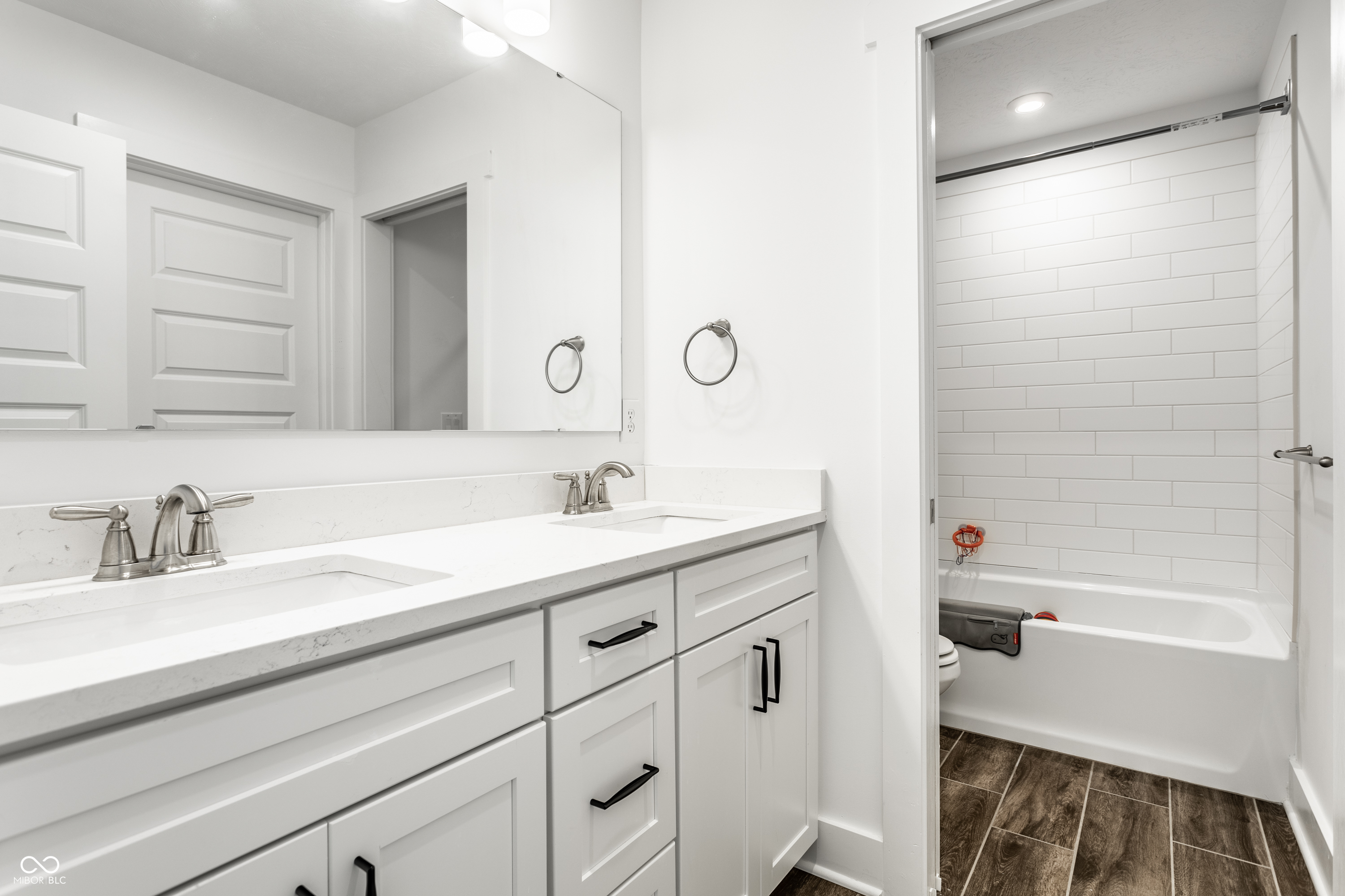 2900 Towne Meadow Drive