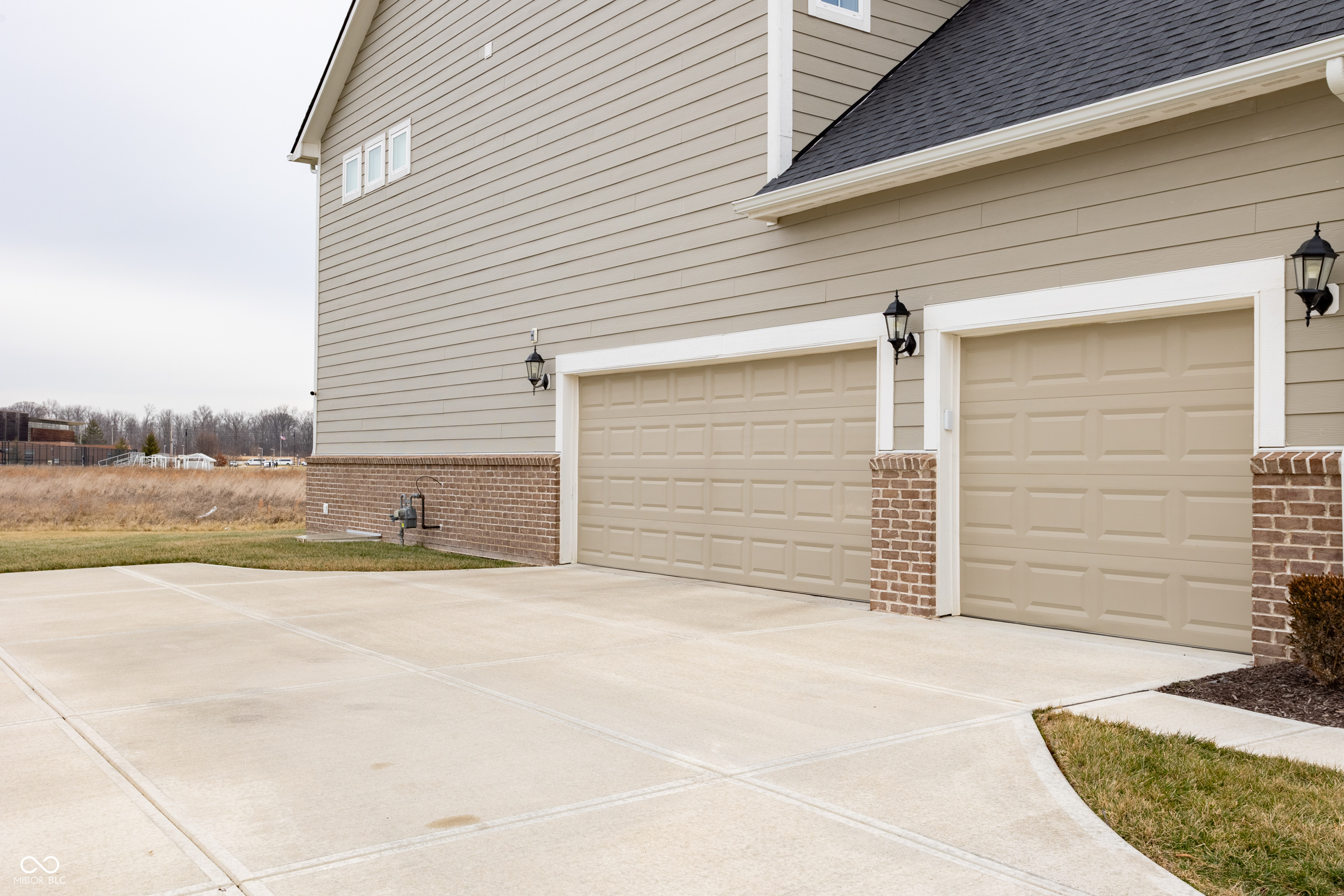 2900 Towne Meadow Drive