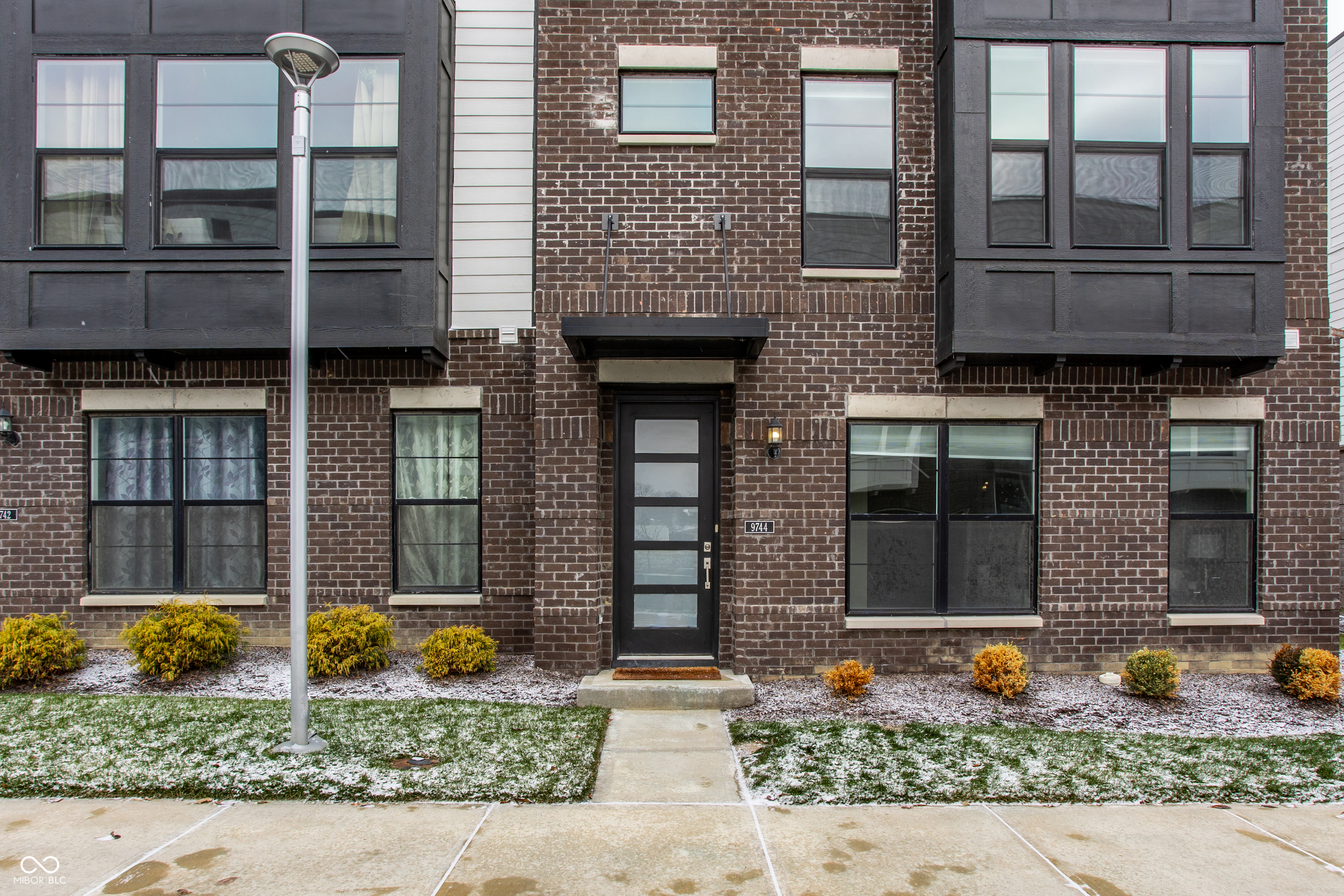 9744 Junction Station