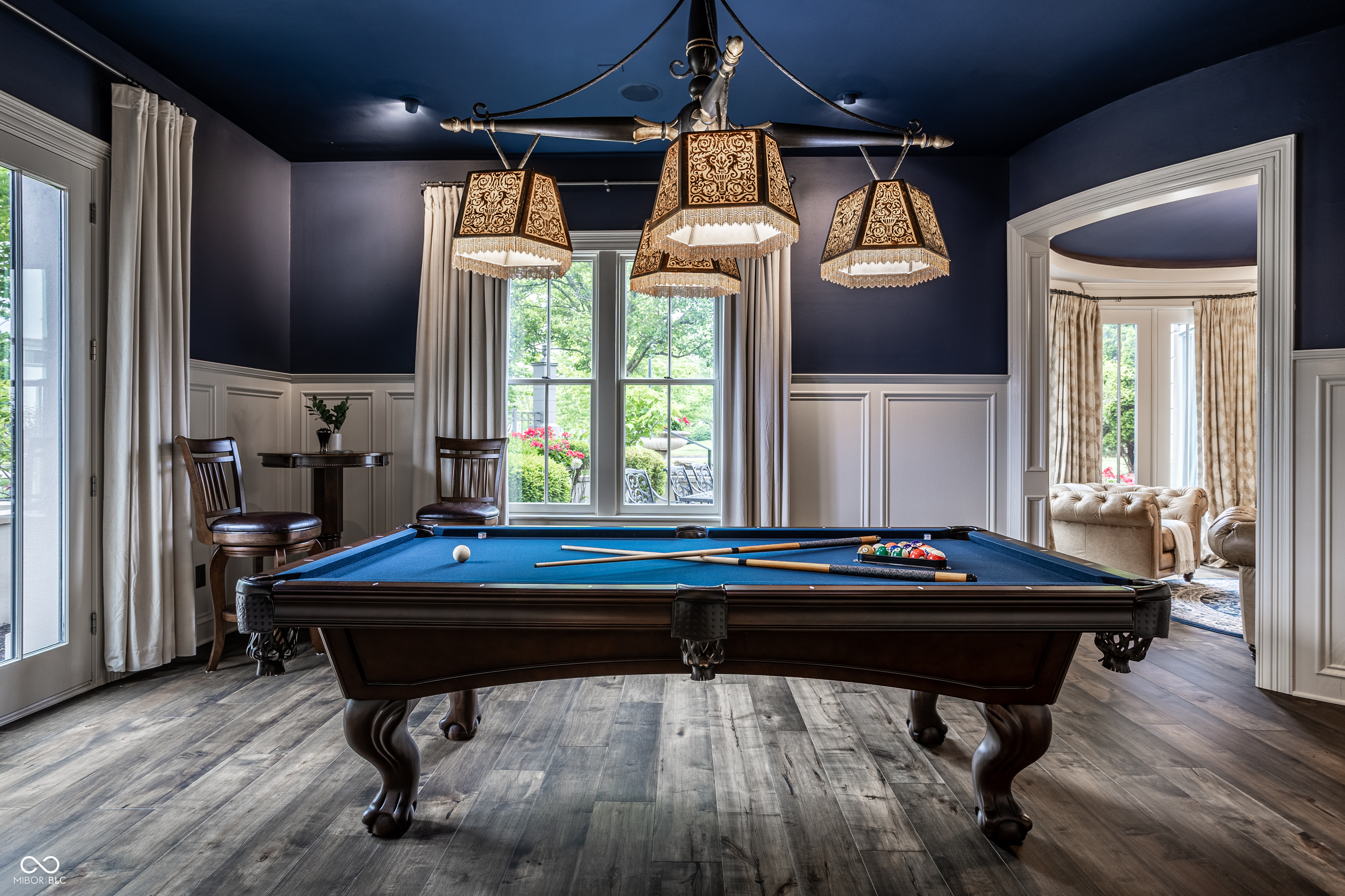 1894 Rhettsbury Street