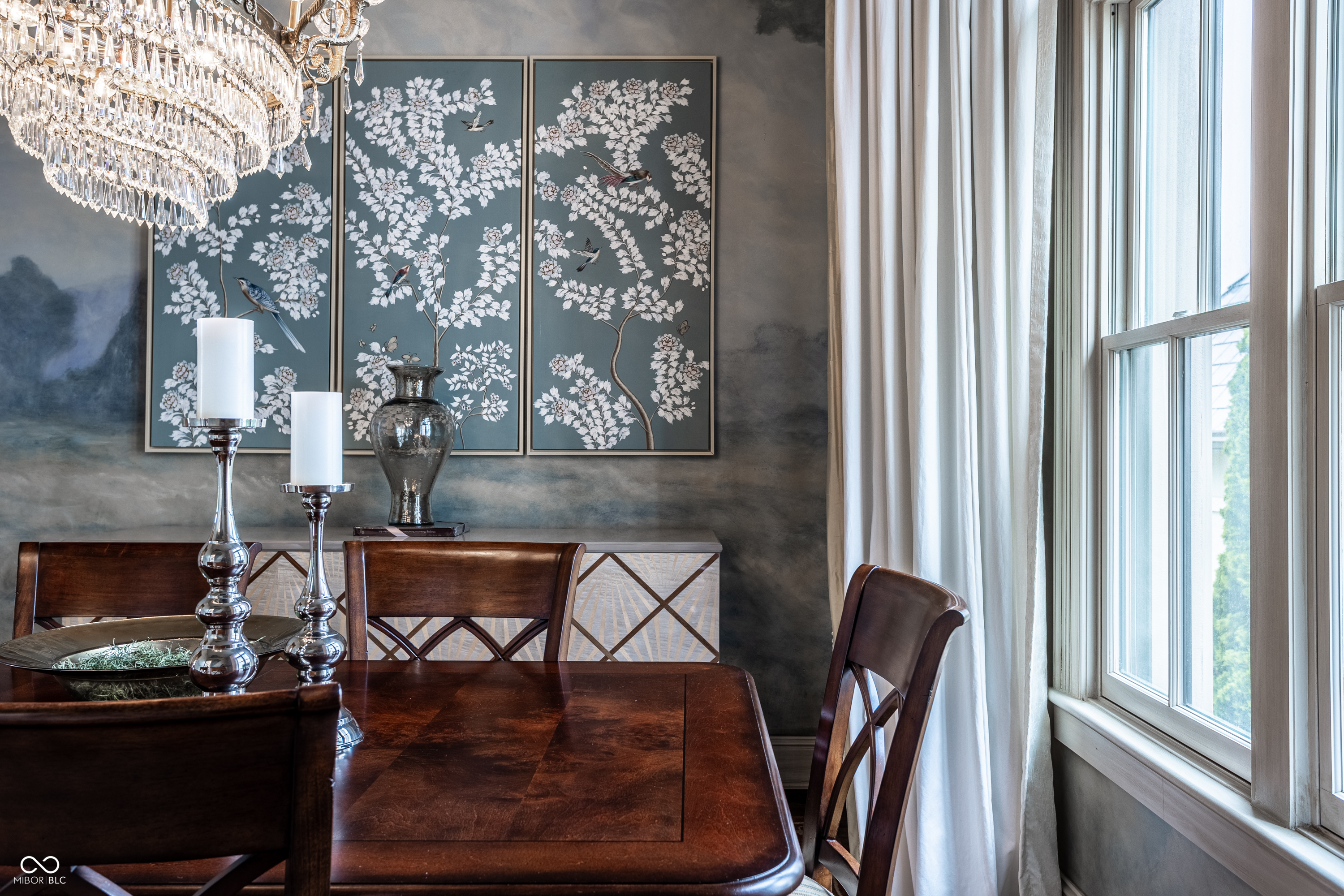 1894 Rhettsbury Street