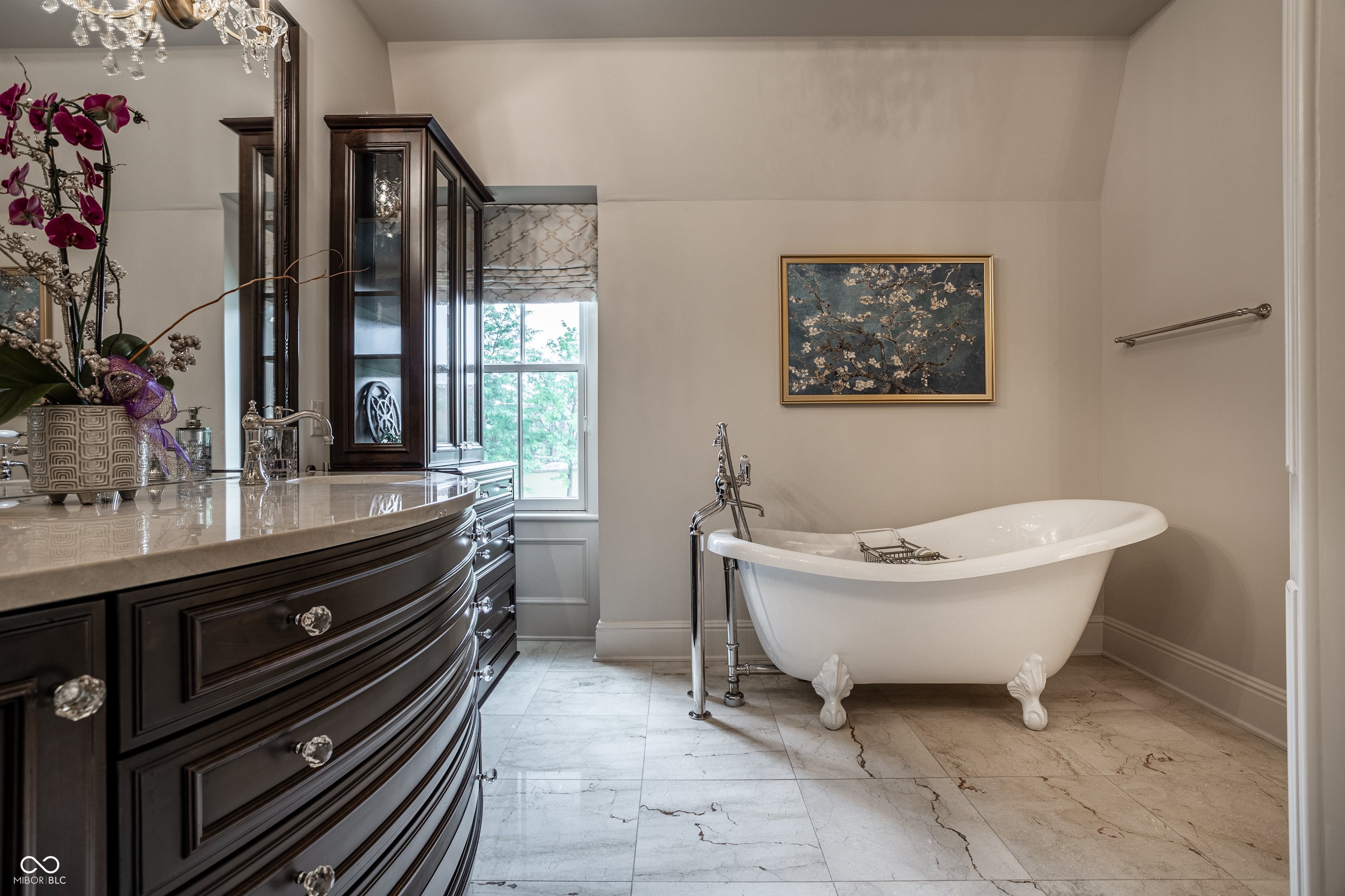 1894 Rhettsbury Street