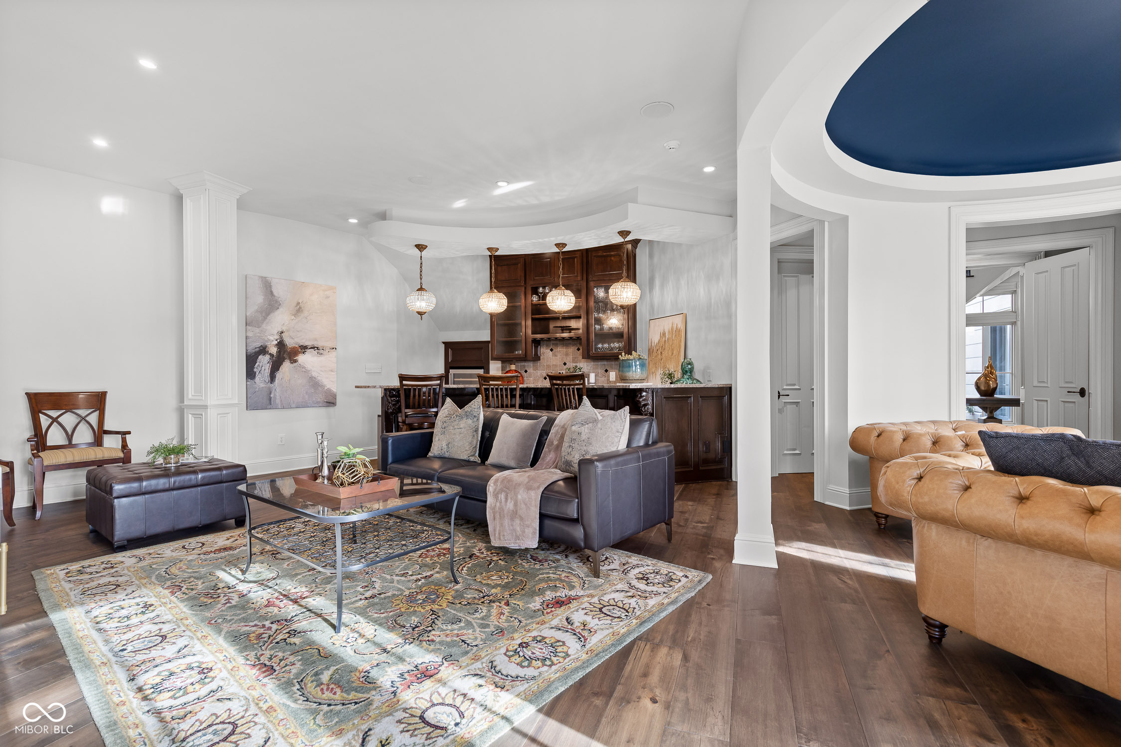 1894 Rhettsbury Street