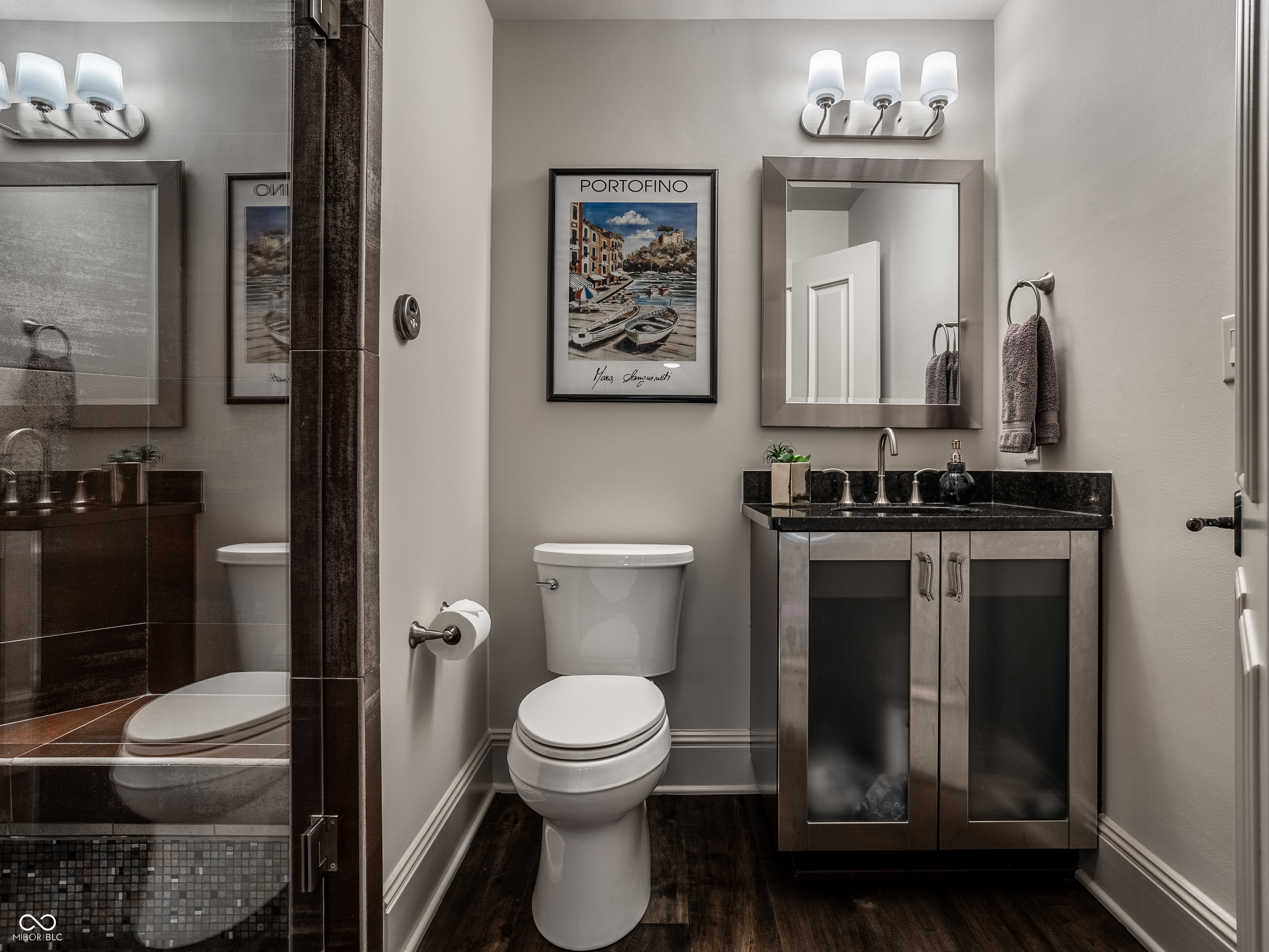 1894 Rhettsbury Street