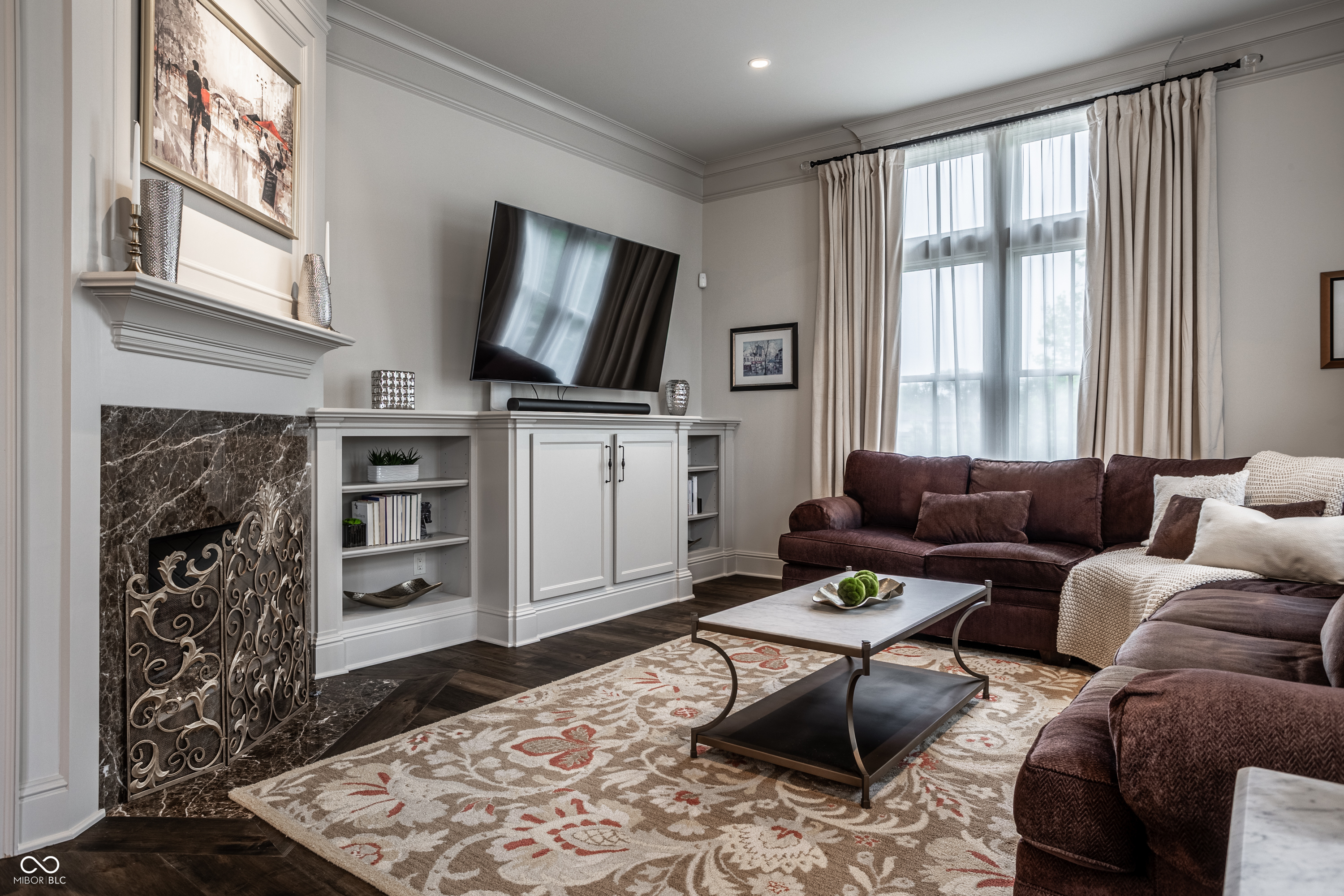 1894 Rhettsbury Street