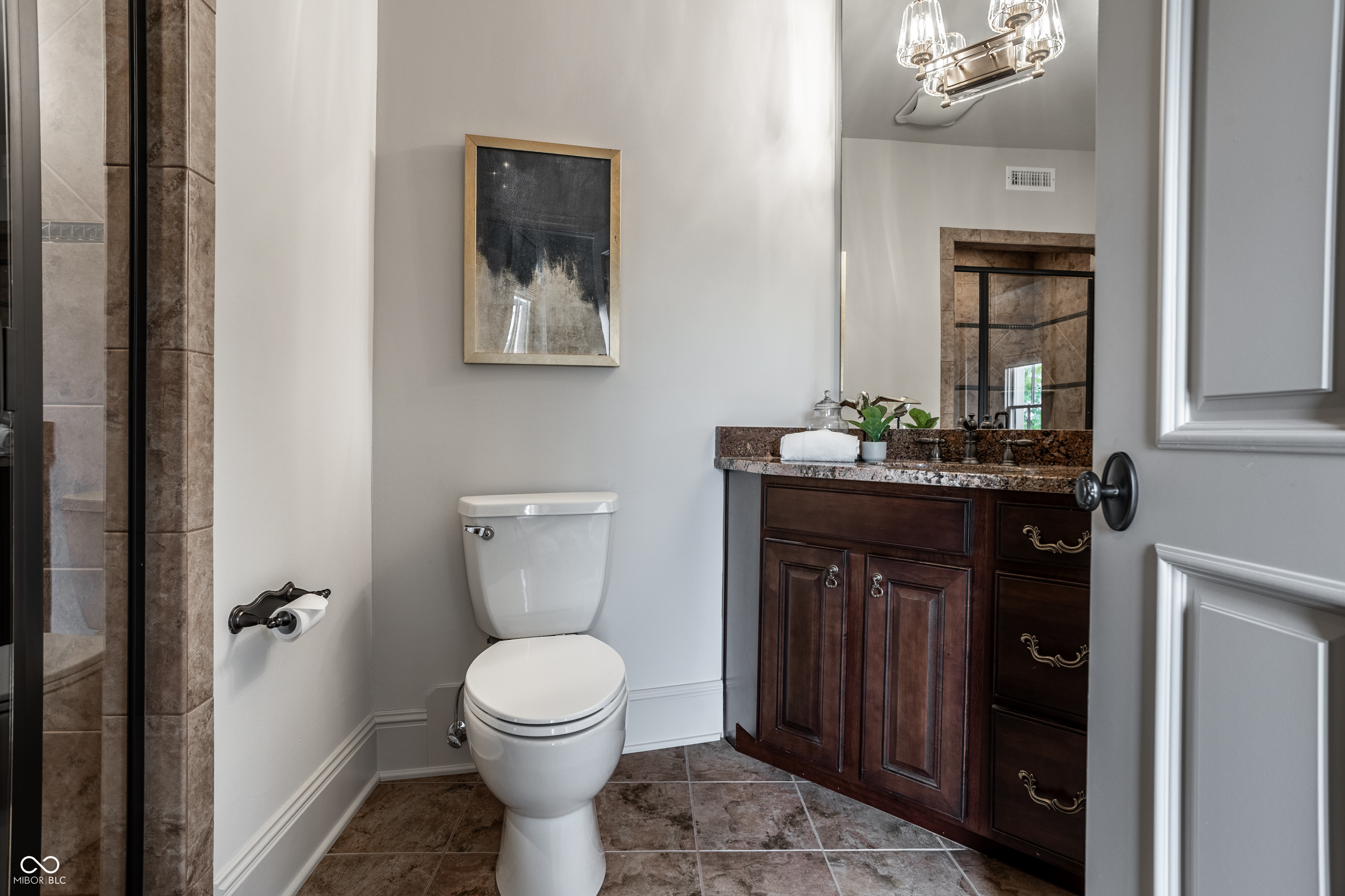 1894 Rhettsbury Street