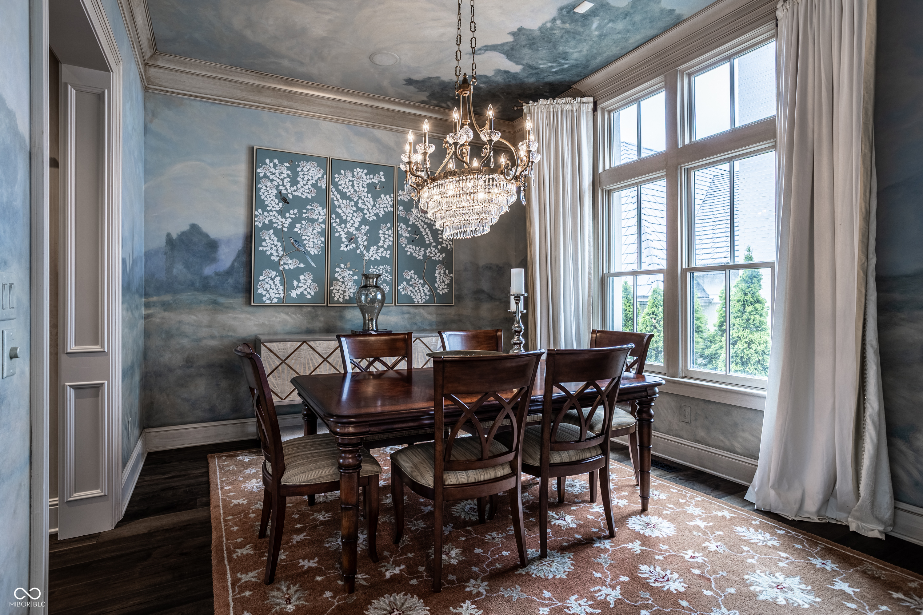 1894 Rhettsbury Street