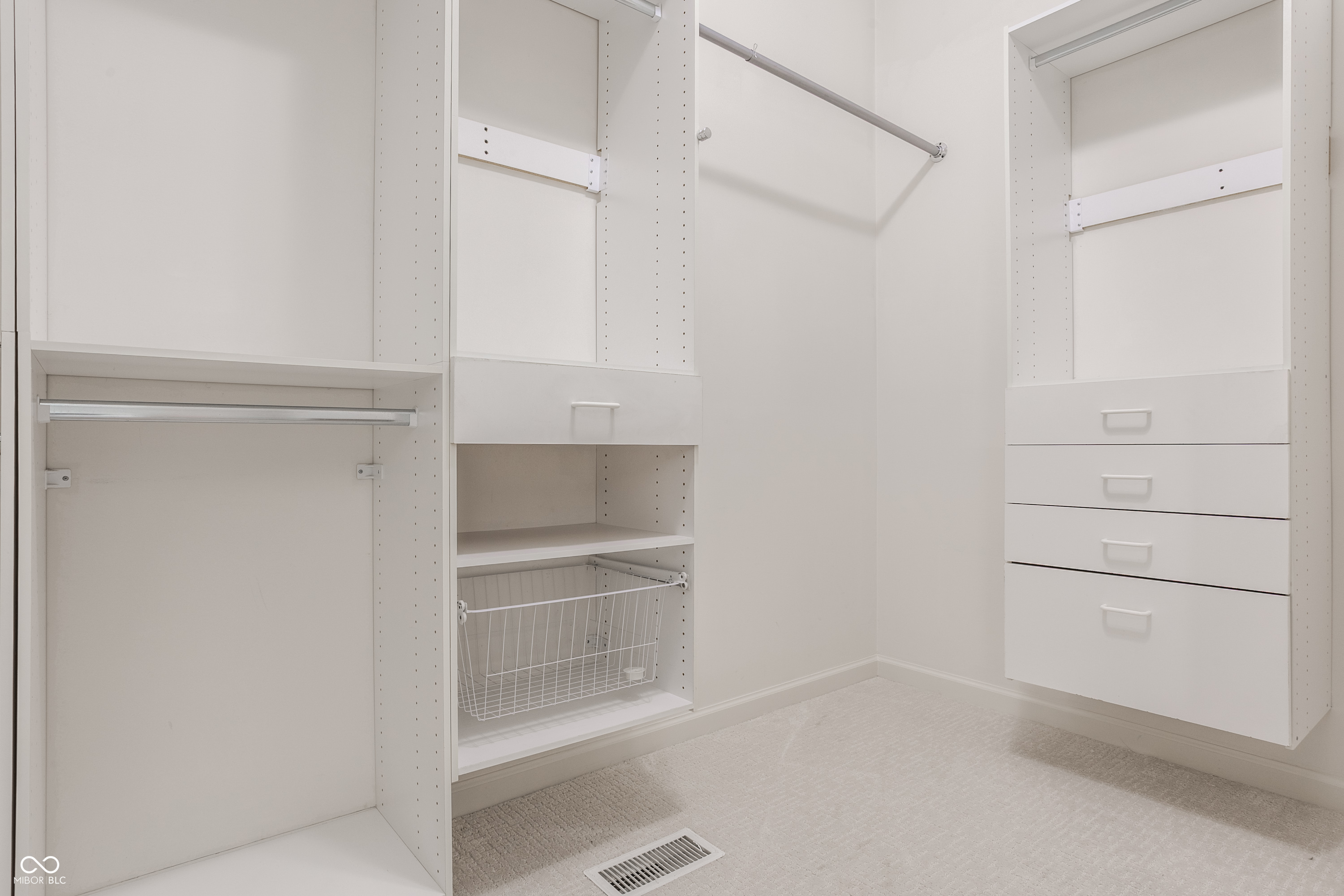 9117 Sargent Manor Court