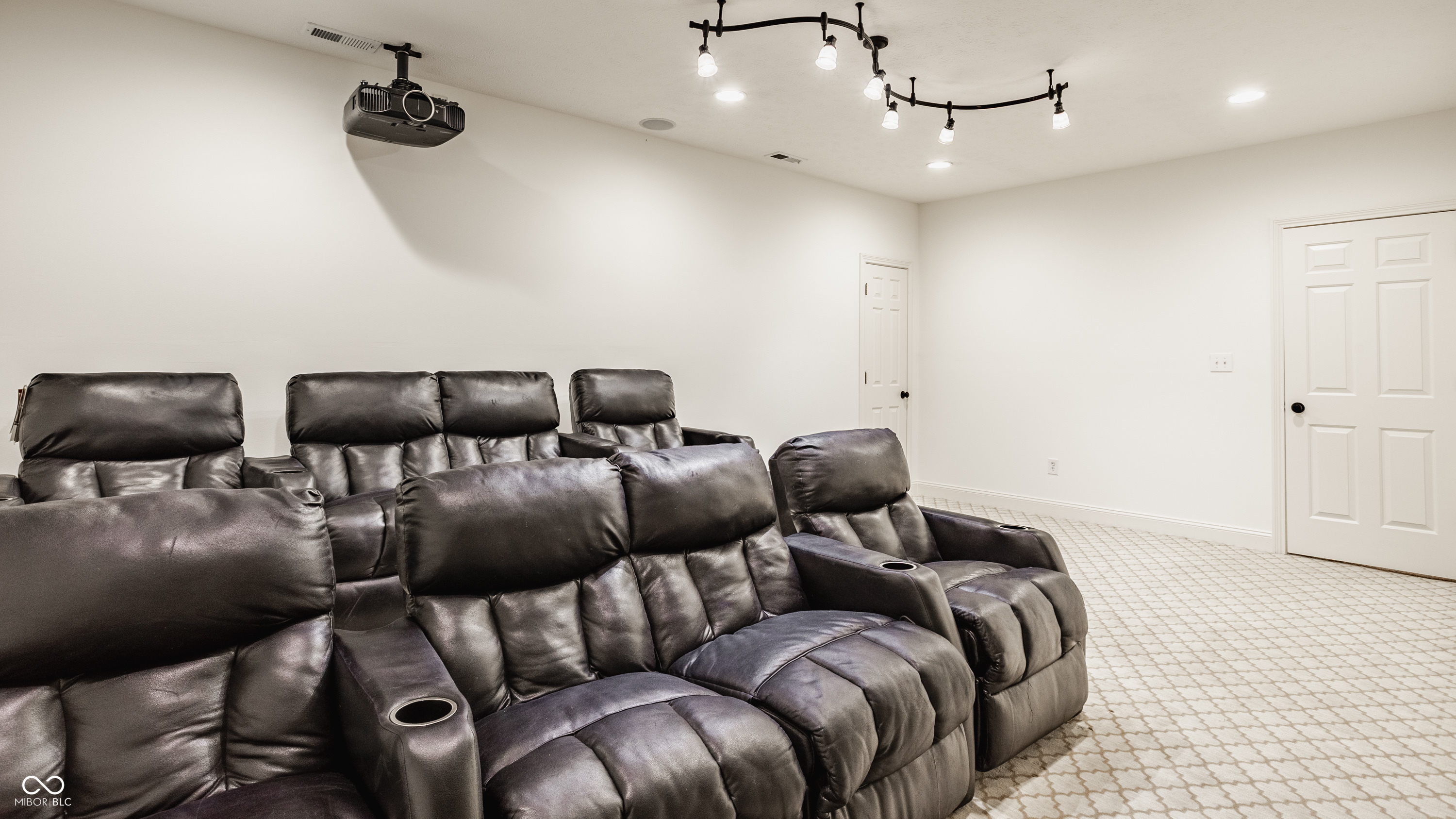 9117 Sargent Manor Court