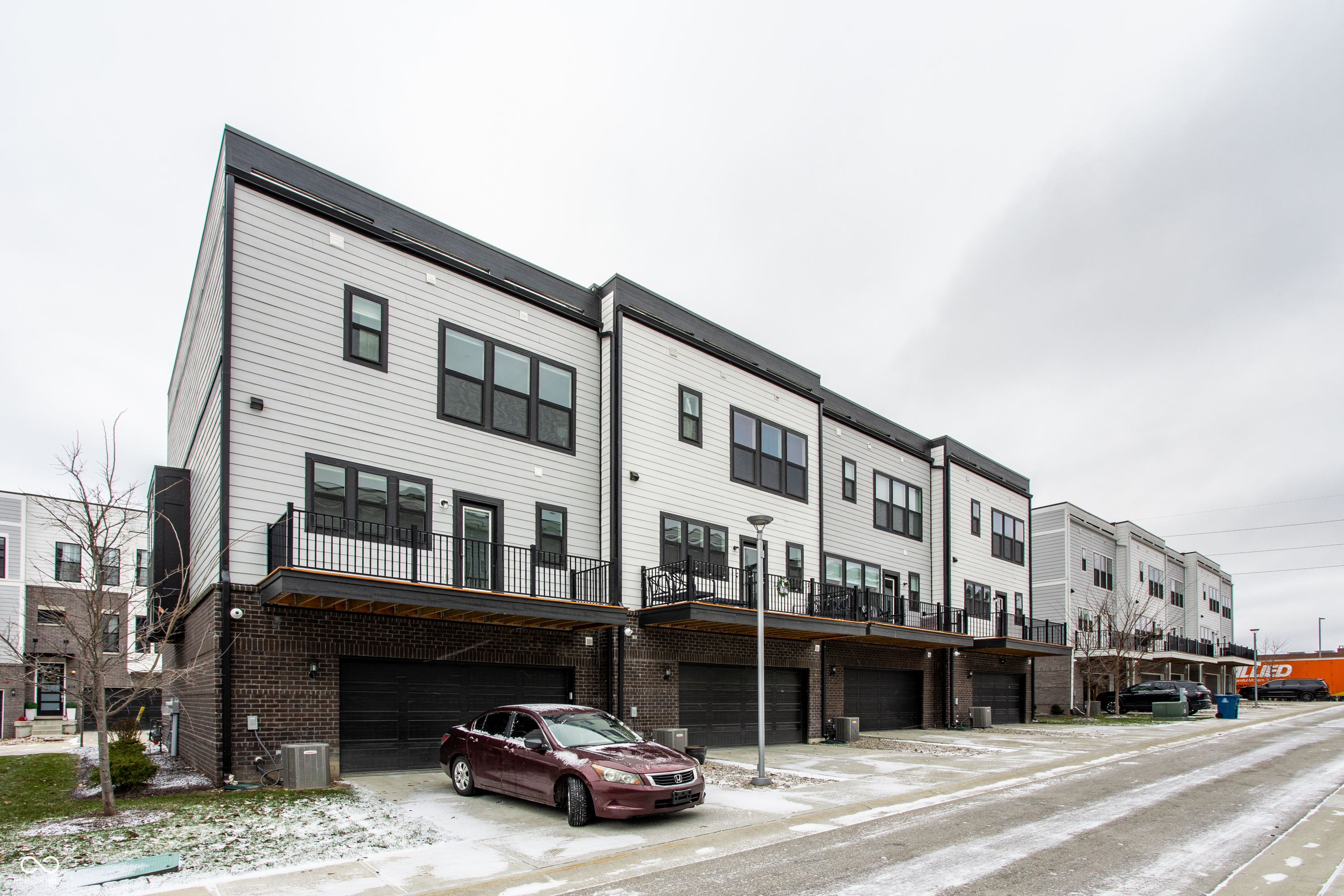 9744 Junction Station