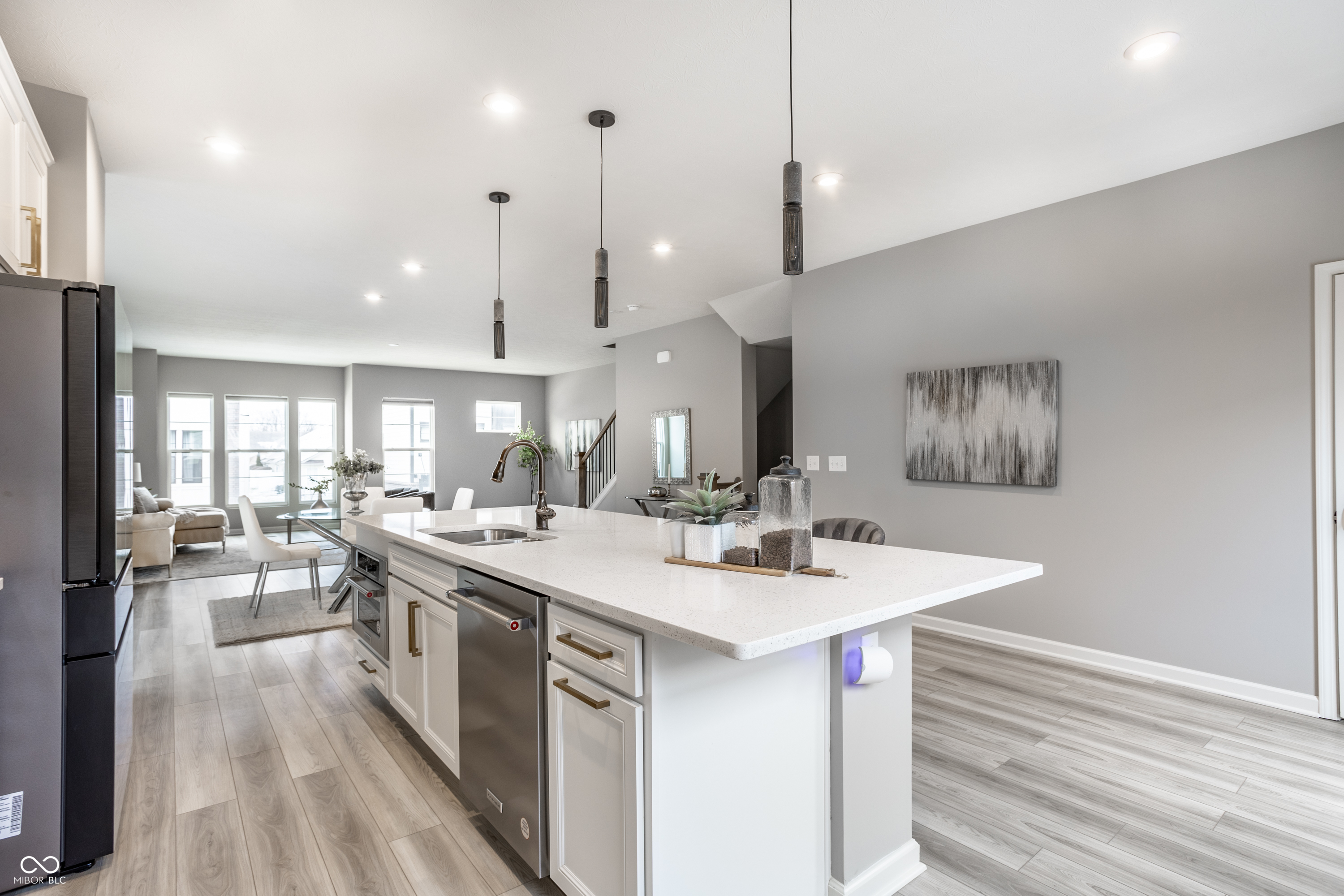 9744 Junction Station