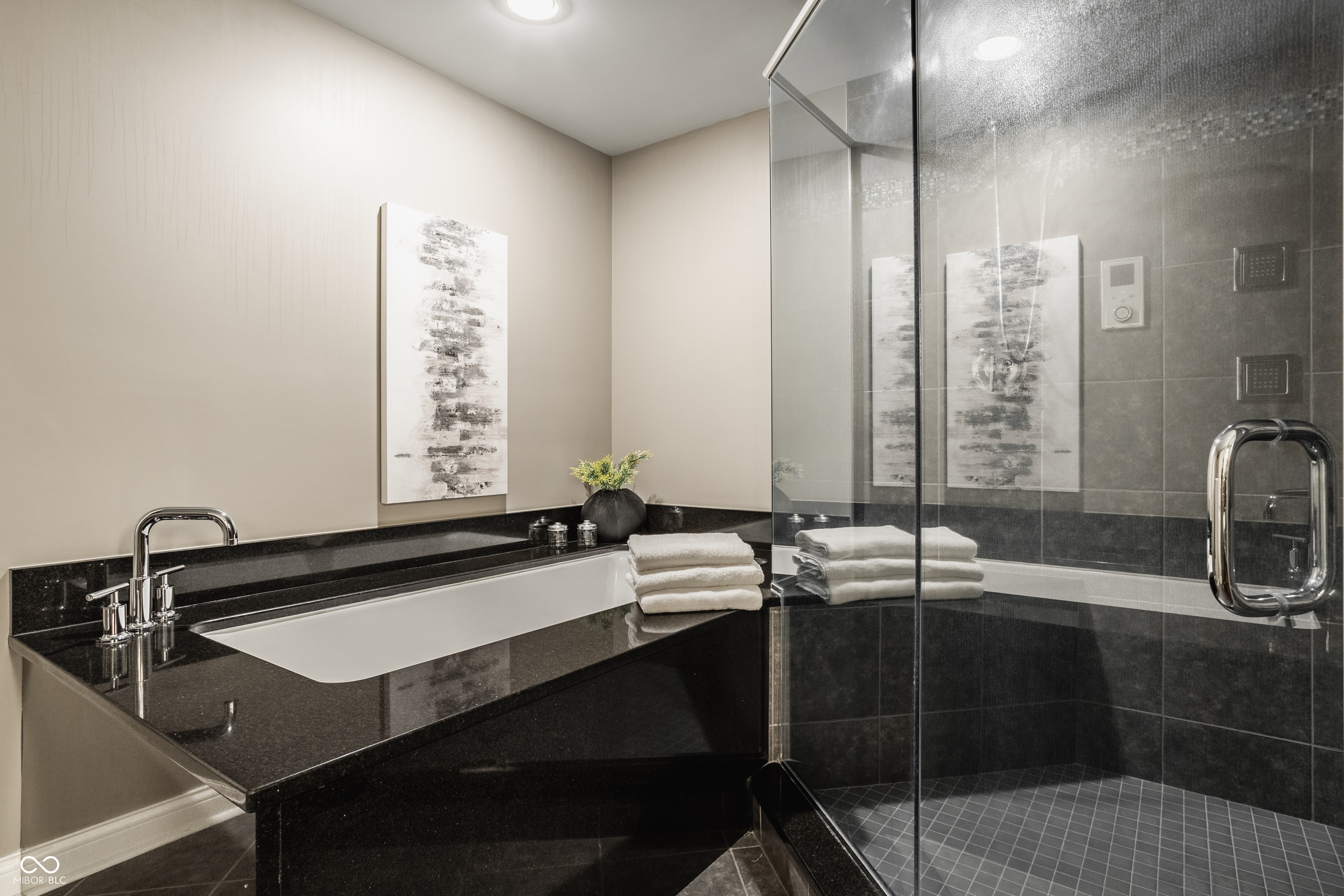 333 Massachusetts Avenue Unit: UNIT 305