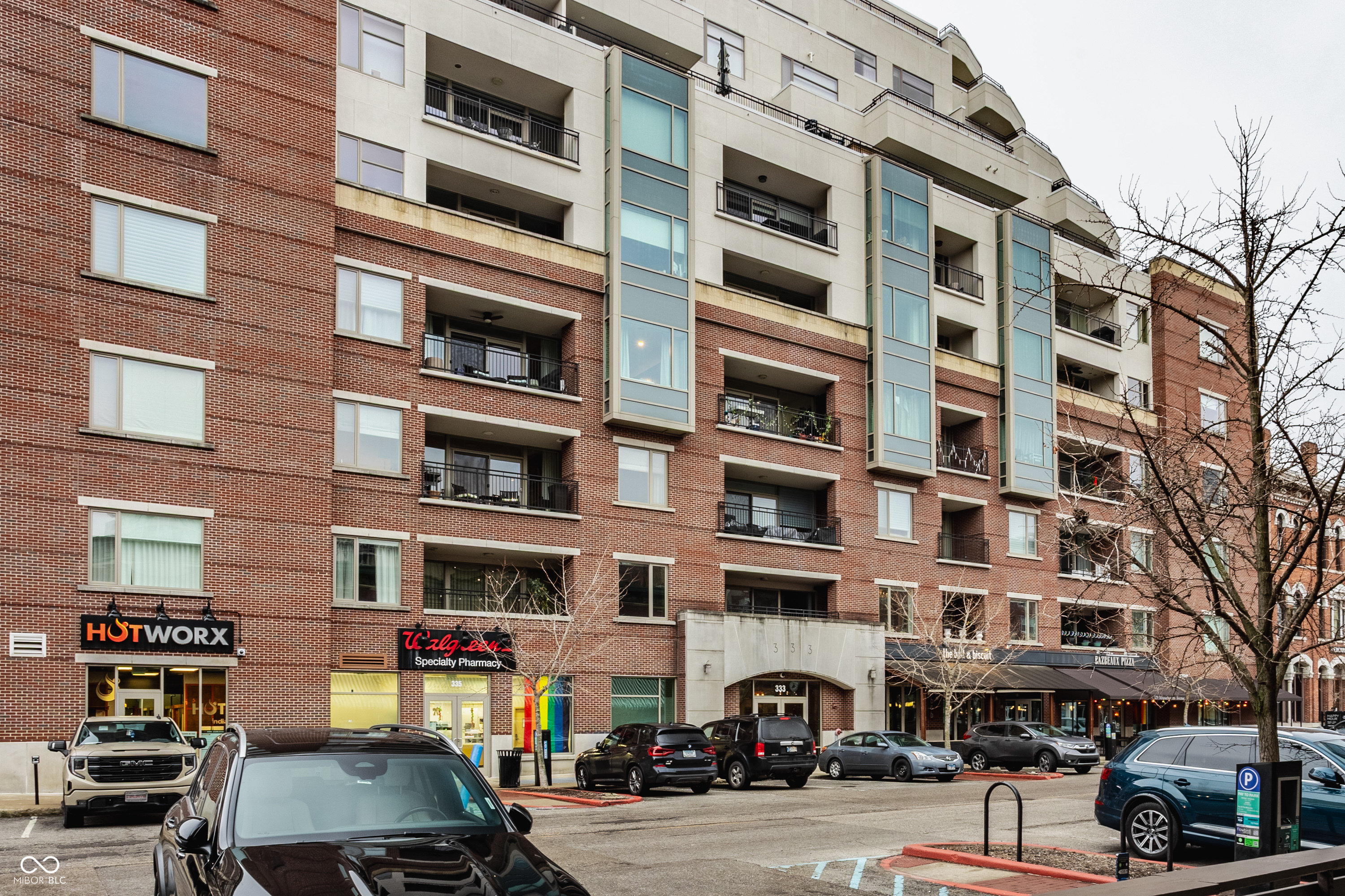 333 Massachusetts Avenue Unit: UNIT 305